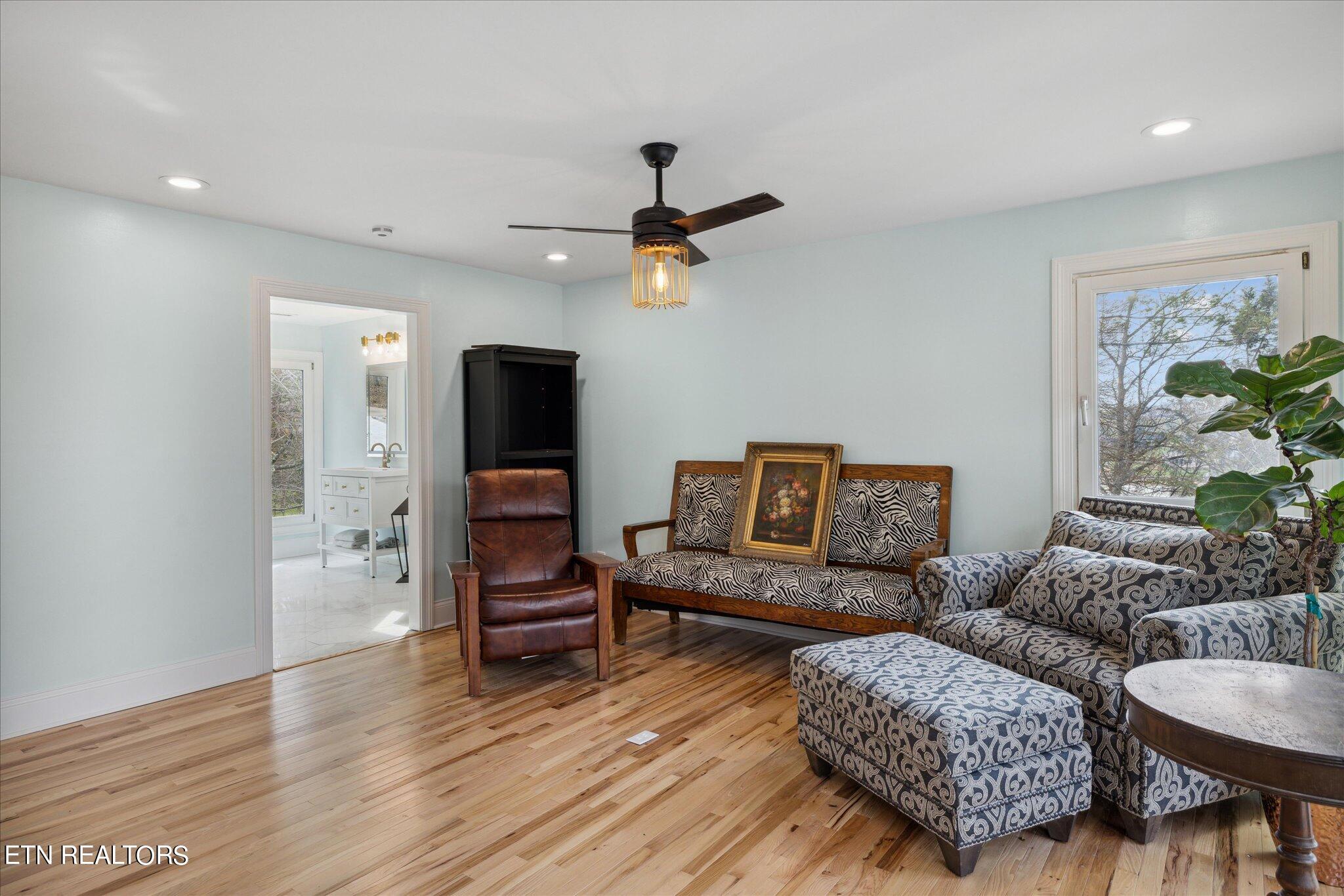 8960 Hickory Hill Lane Knoxville TN 37922