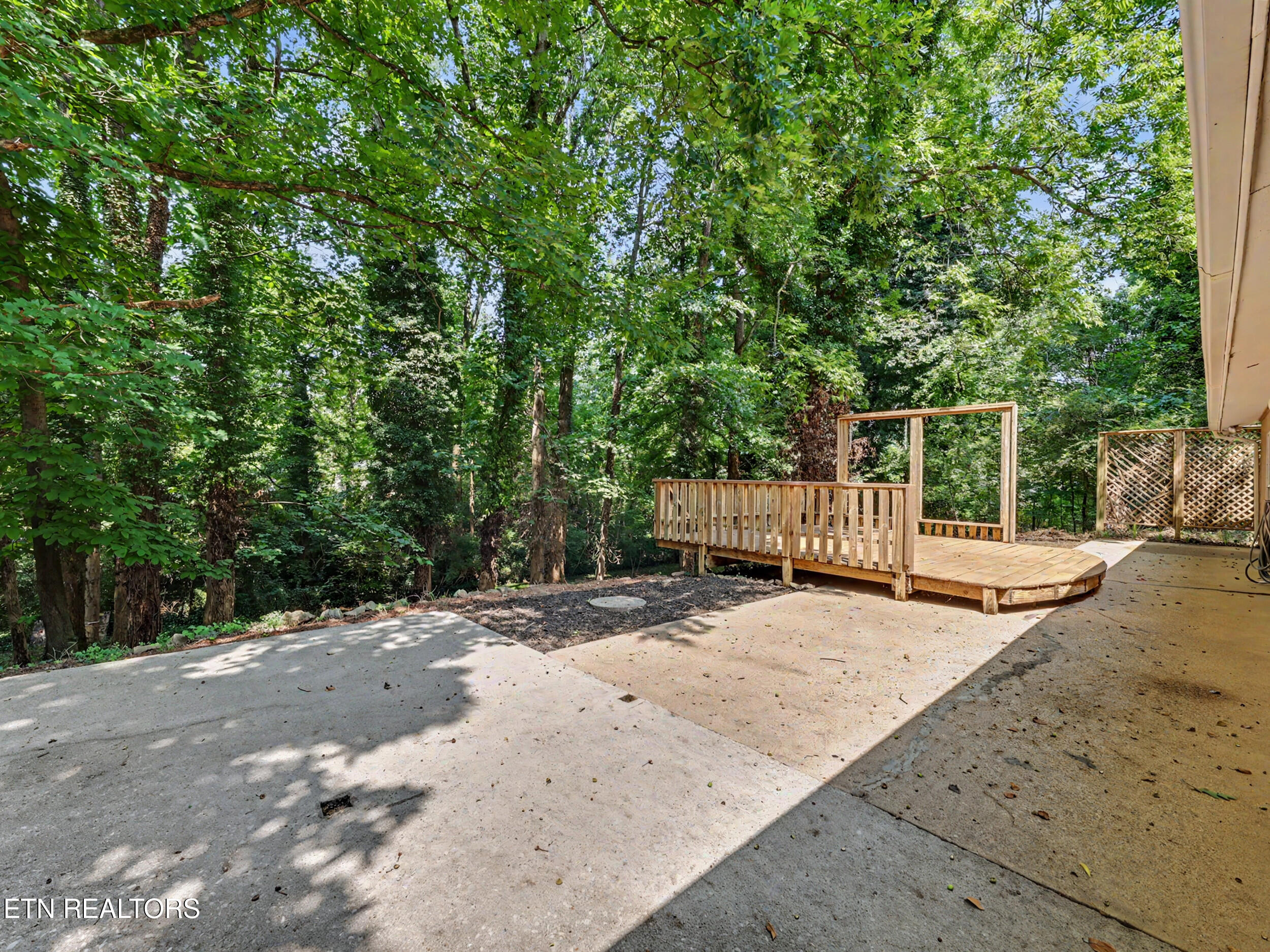 1336 Sumac Drive Knoxville TN 37919