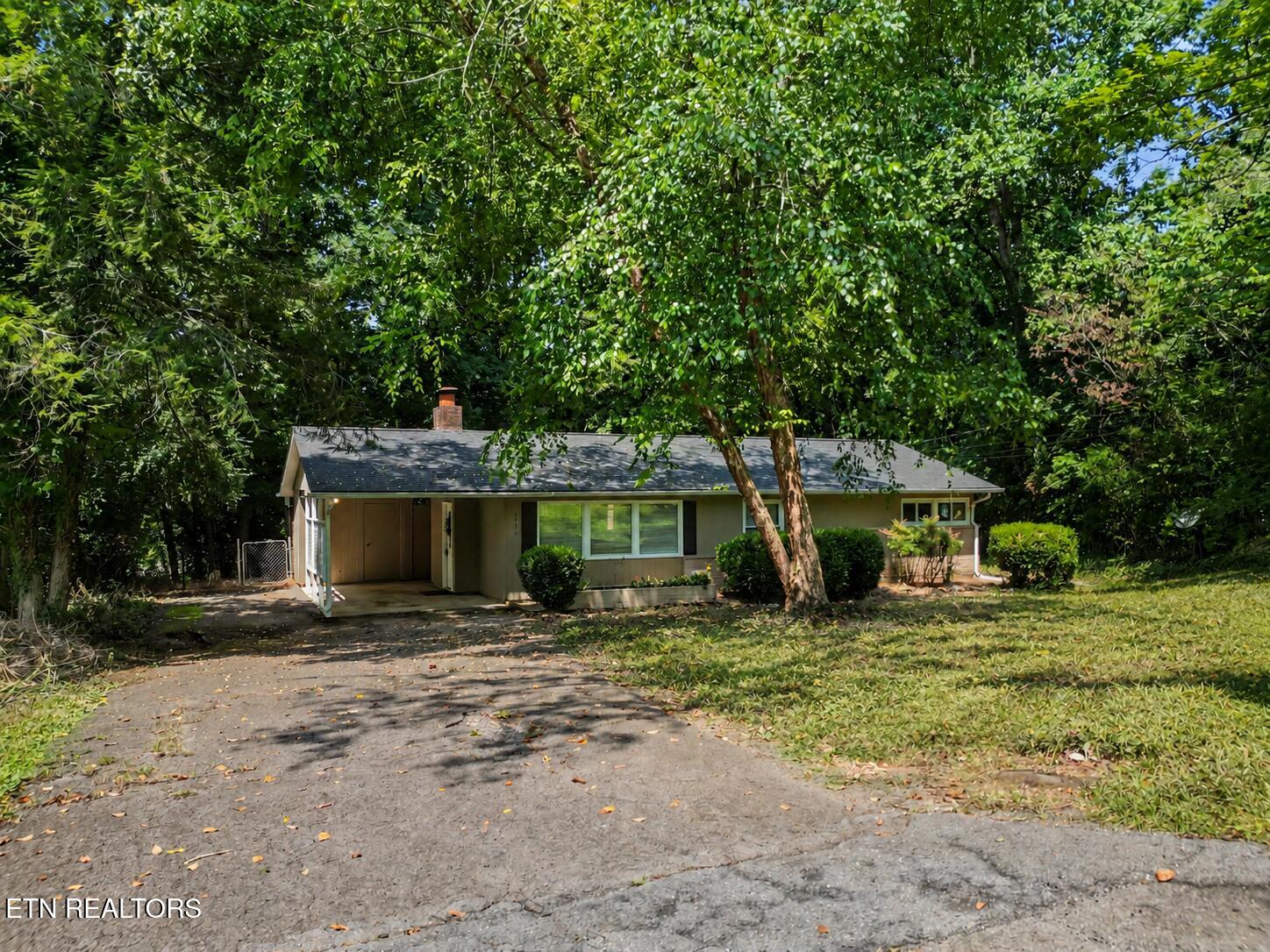 1336 Sumac Drive Knoxville TN 37919