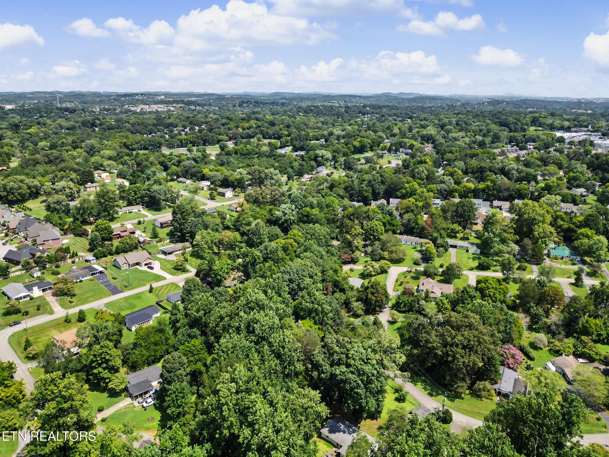 1336 Sumac Drive Knoxville TN 37919