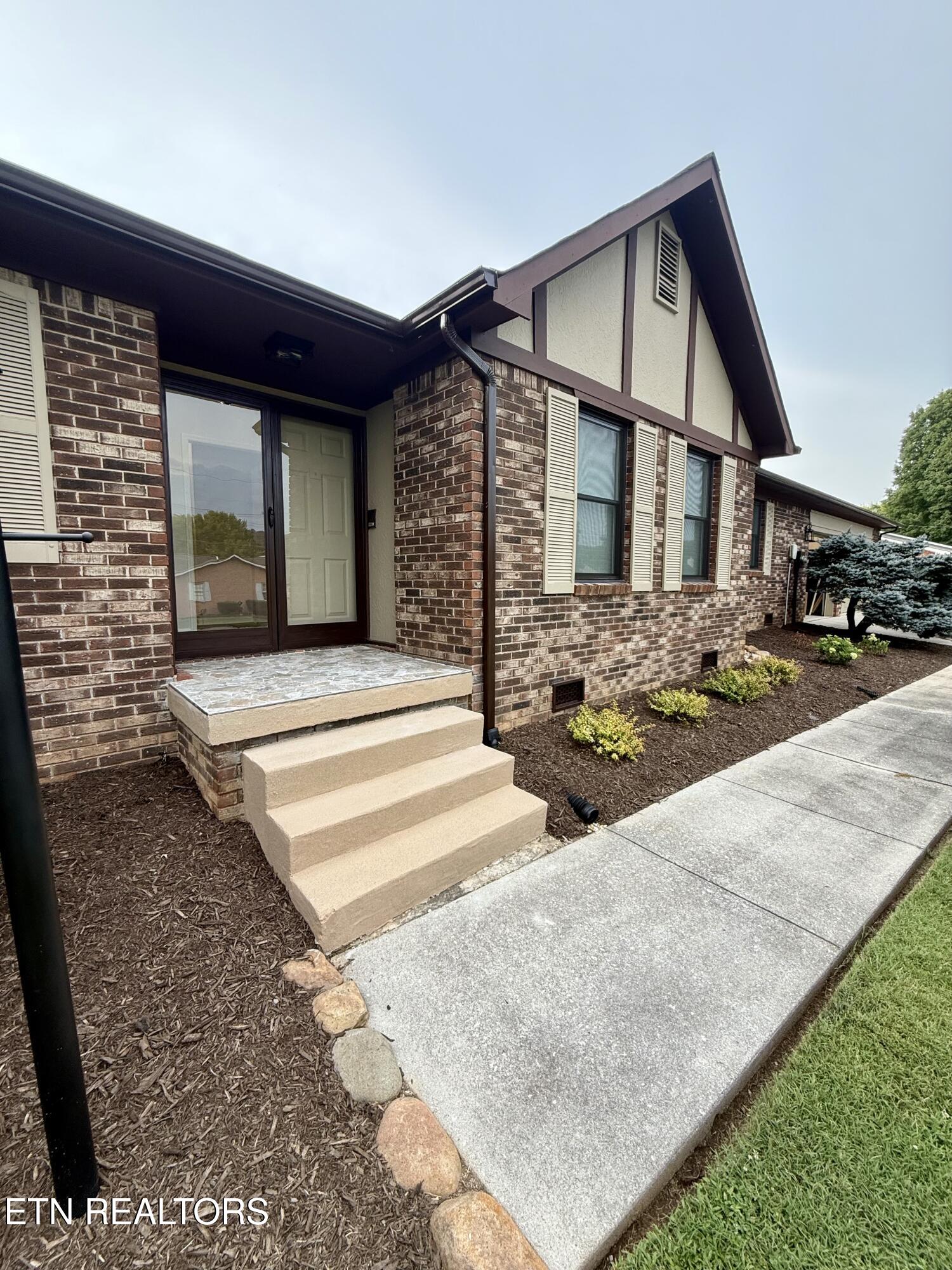 7314 Homestead Drive Knoxville TN 37918