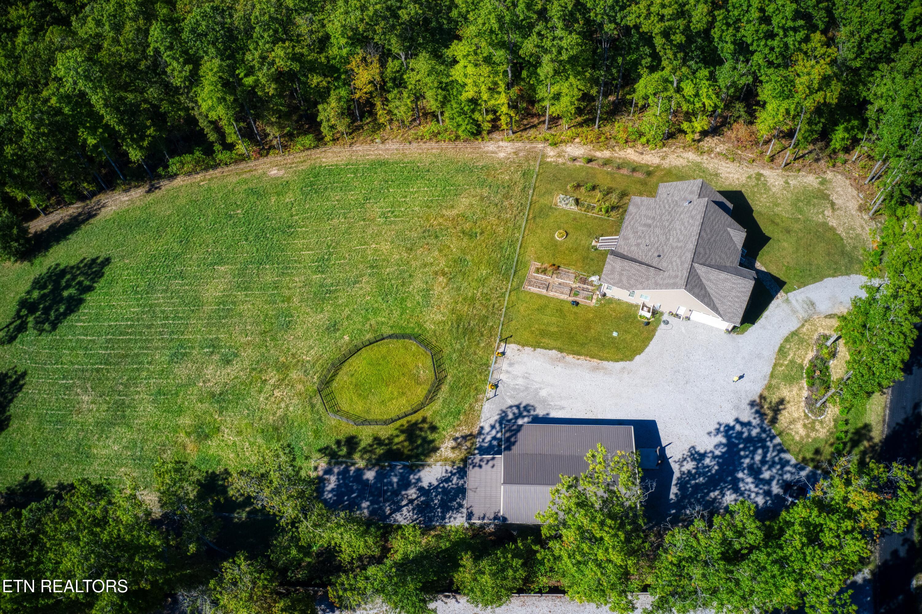 540 Buck Ridge Road Jamestown TN 38556