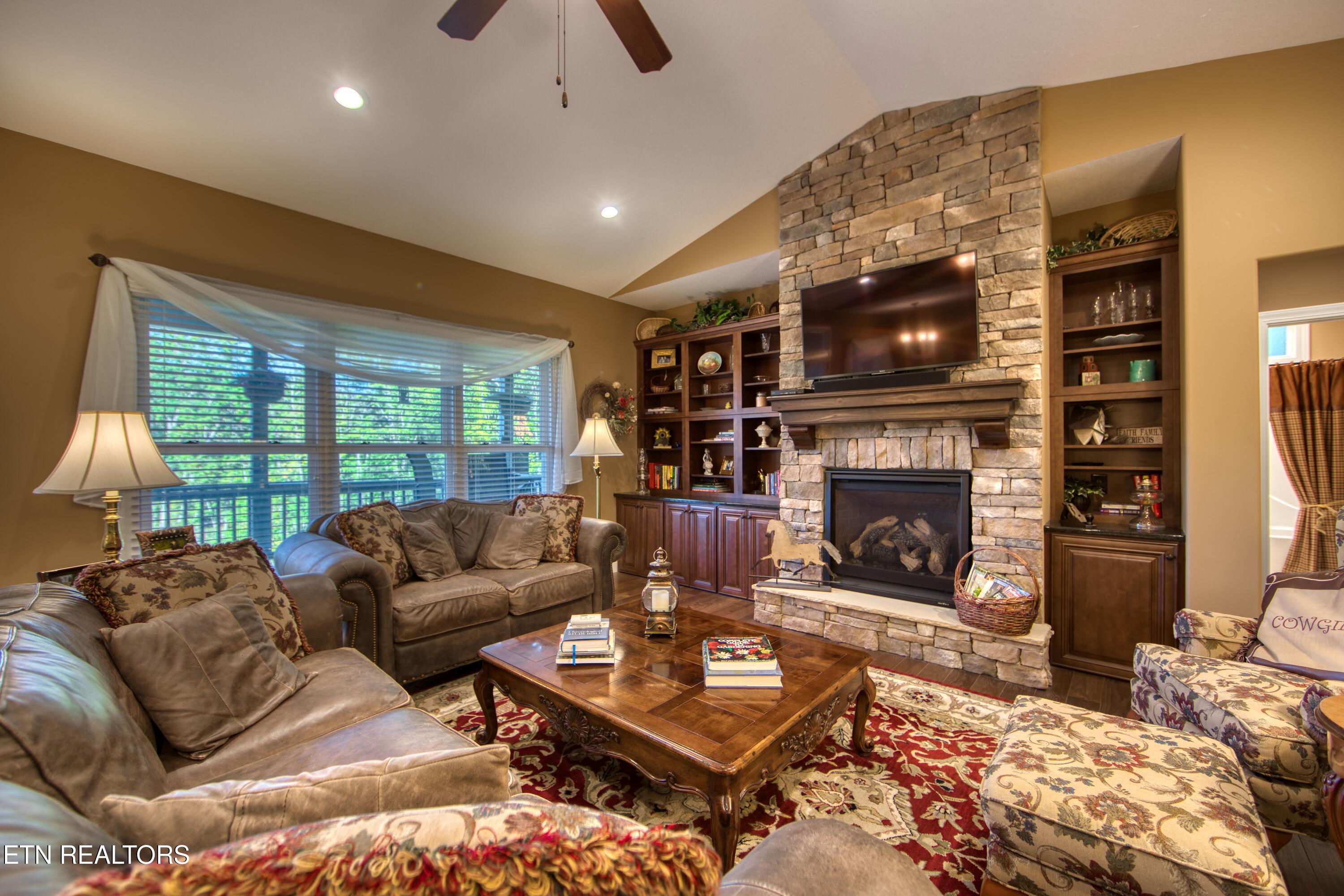540 Buck Ridge Road Jamestown TN 38556