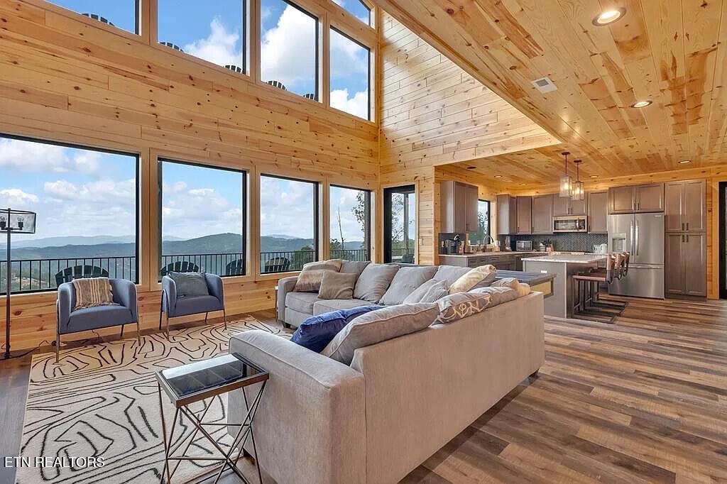 793 Chestnut Drive Gatlinburg TN 37738