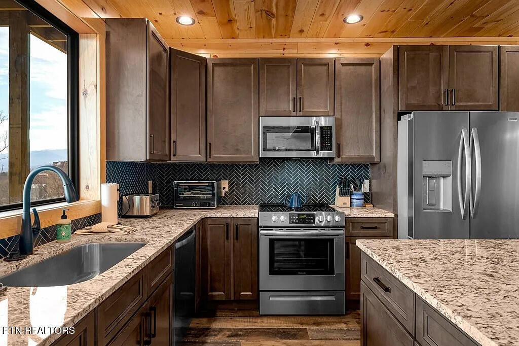 793 Chestnut Drive Gatlinburg TN 37738