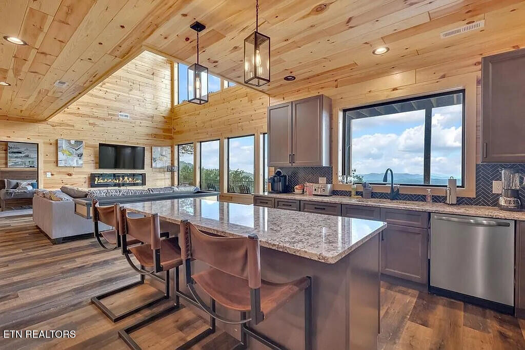 793 Chestnut Drive Gatlinburg TN 37738