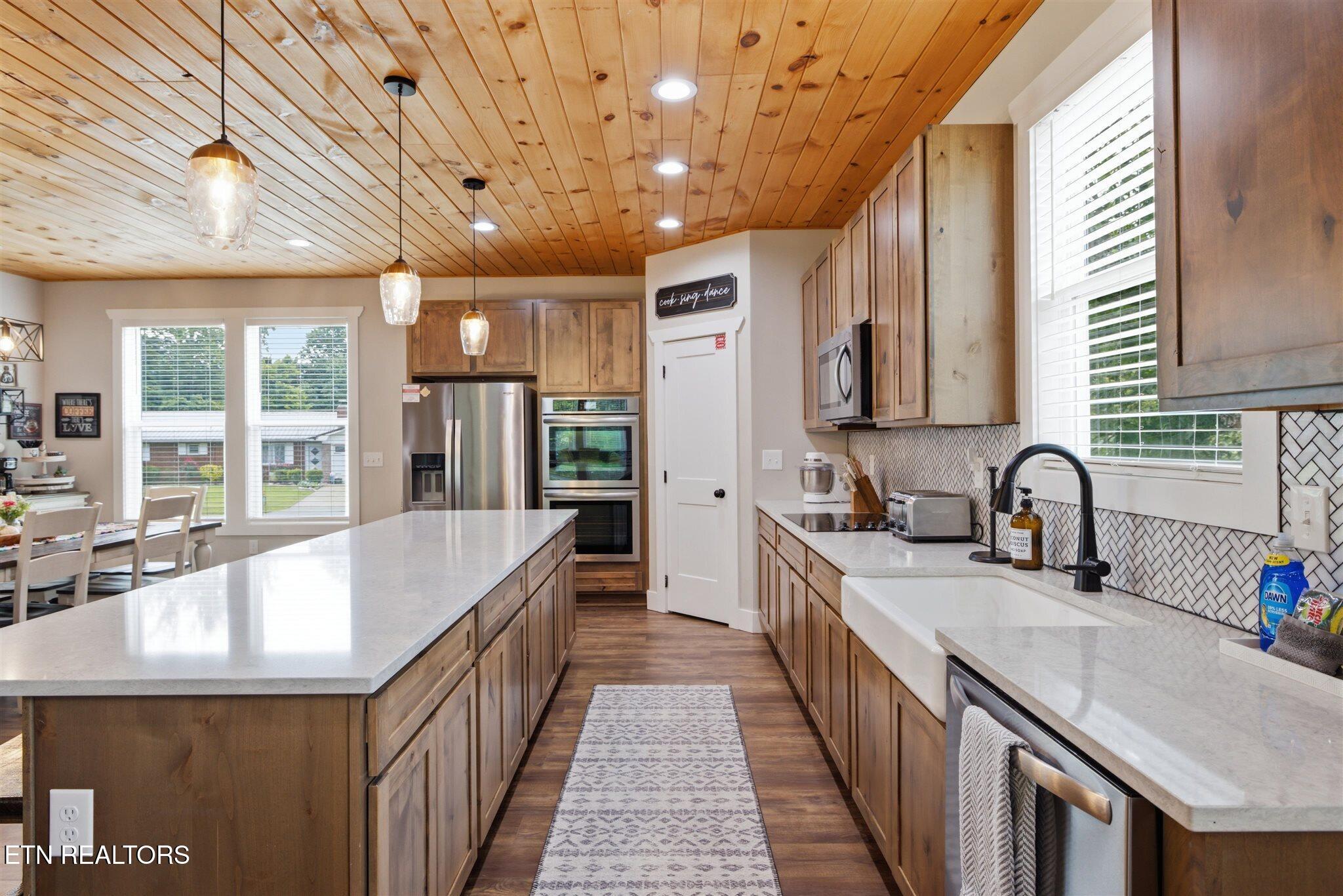 2243 Shinbone Road Sevierville TN 37876