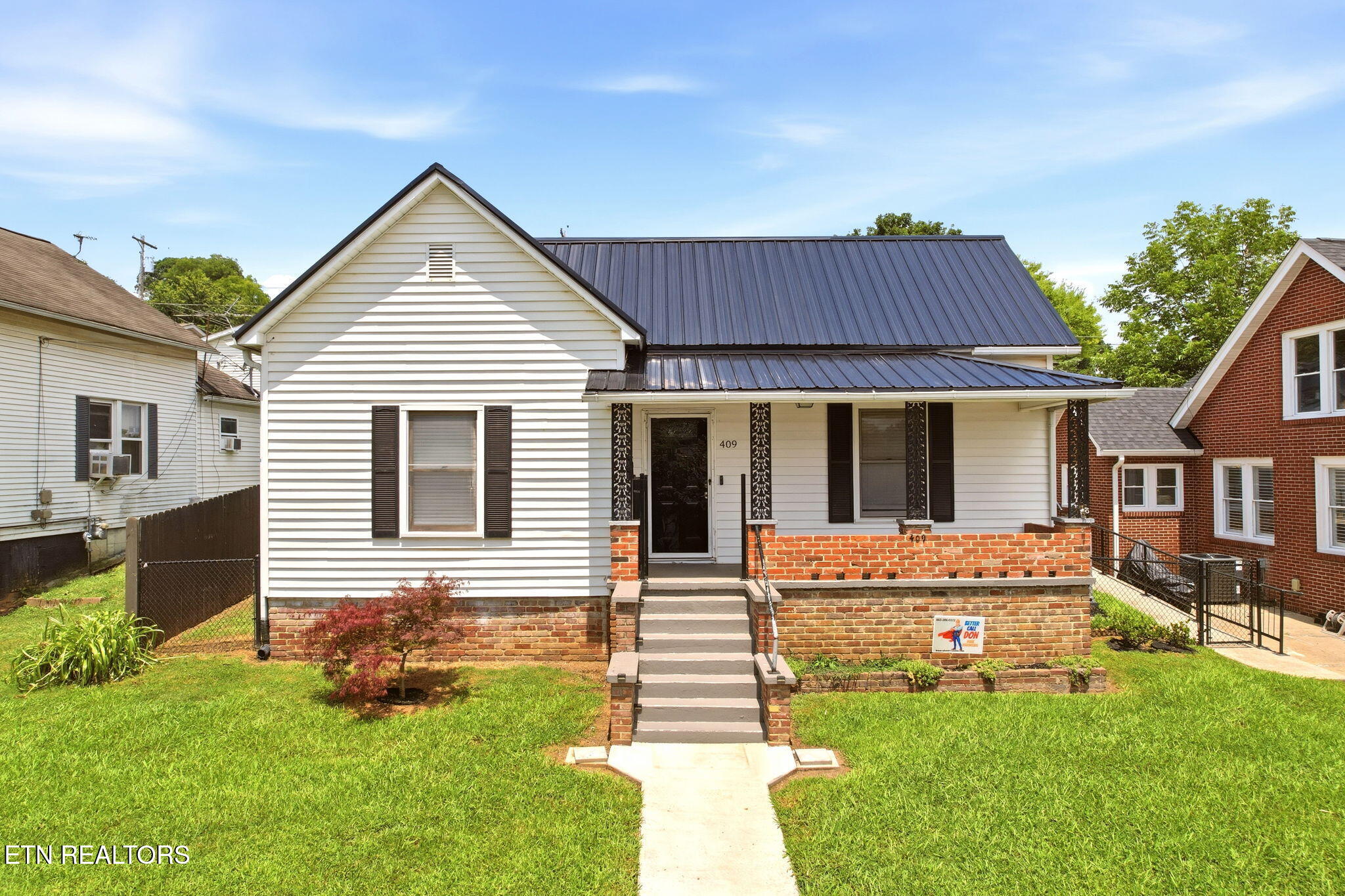 409 W 1st Avenue Lenoir City TN 37771