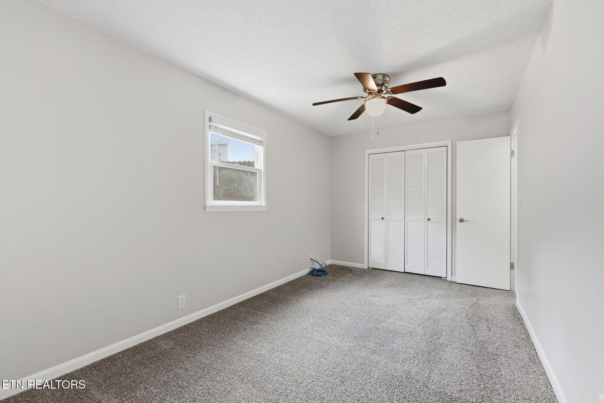 409 W 1st Avenue Lenoir City TN 37771