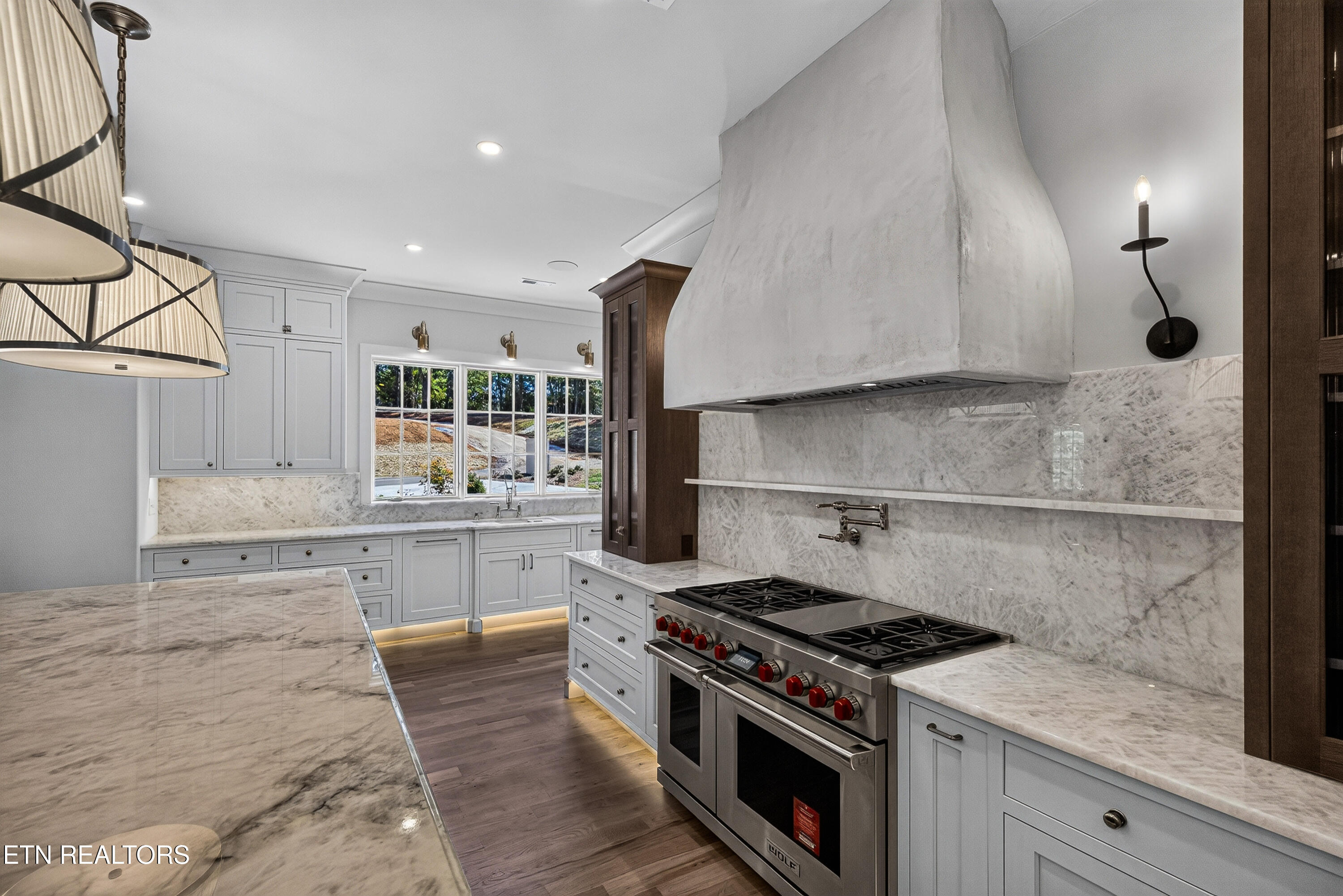 2437 Woodland Reserve Lane Knoxville TN 37919