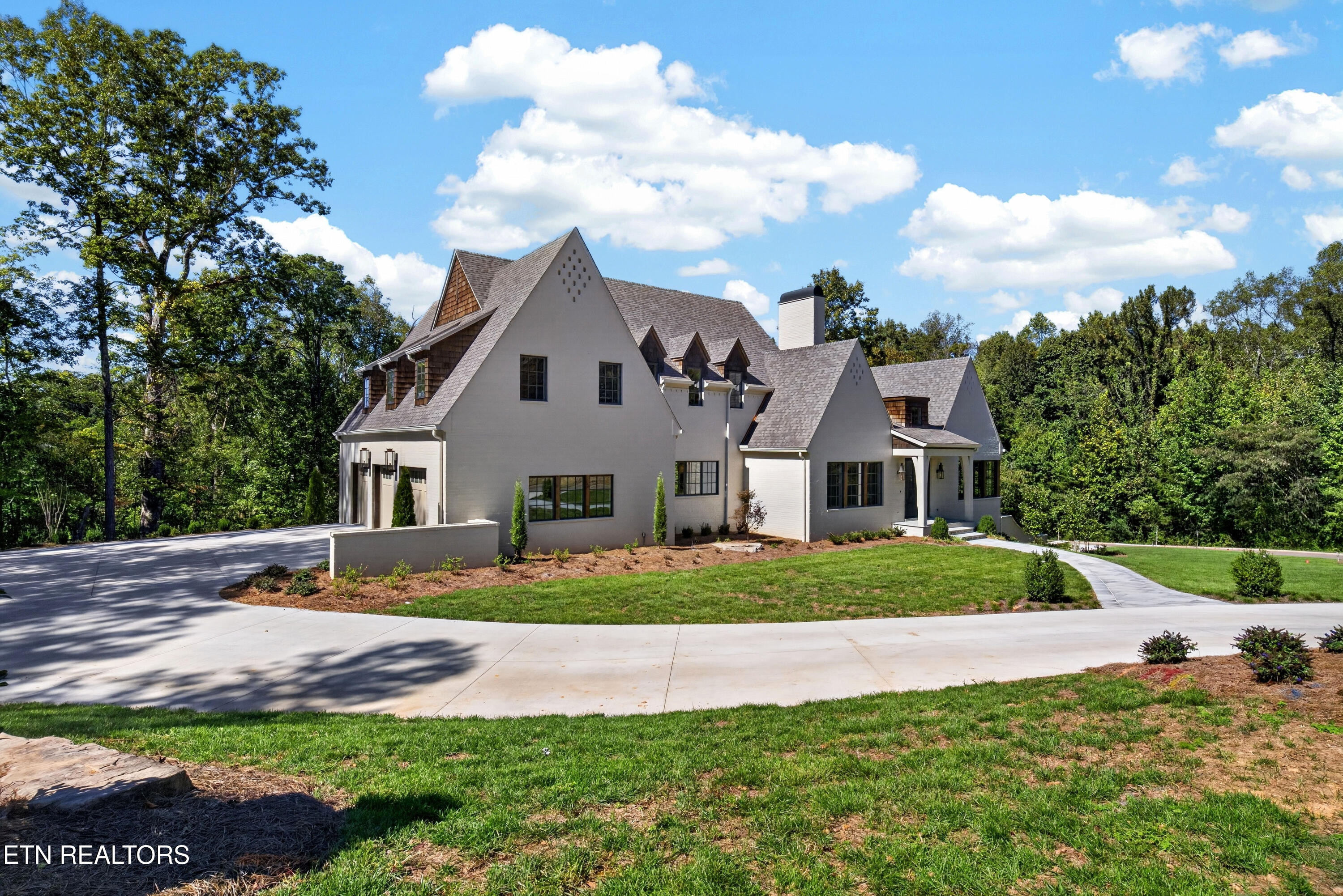 2437 Woodland Reserve Lane Knoxville TN 37919