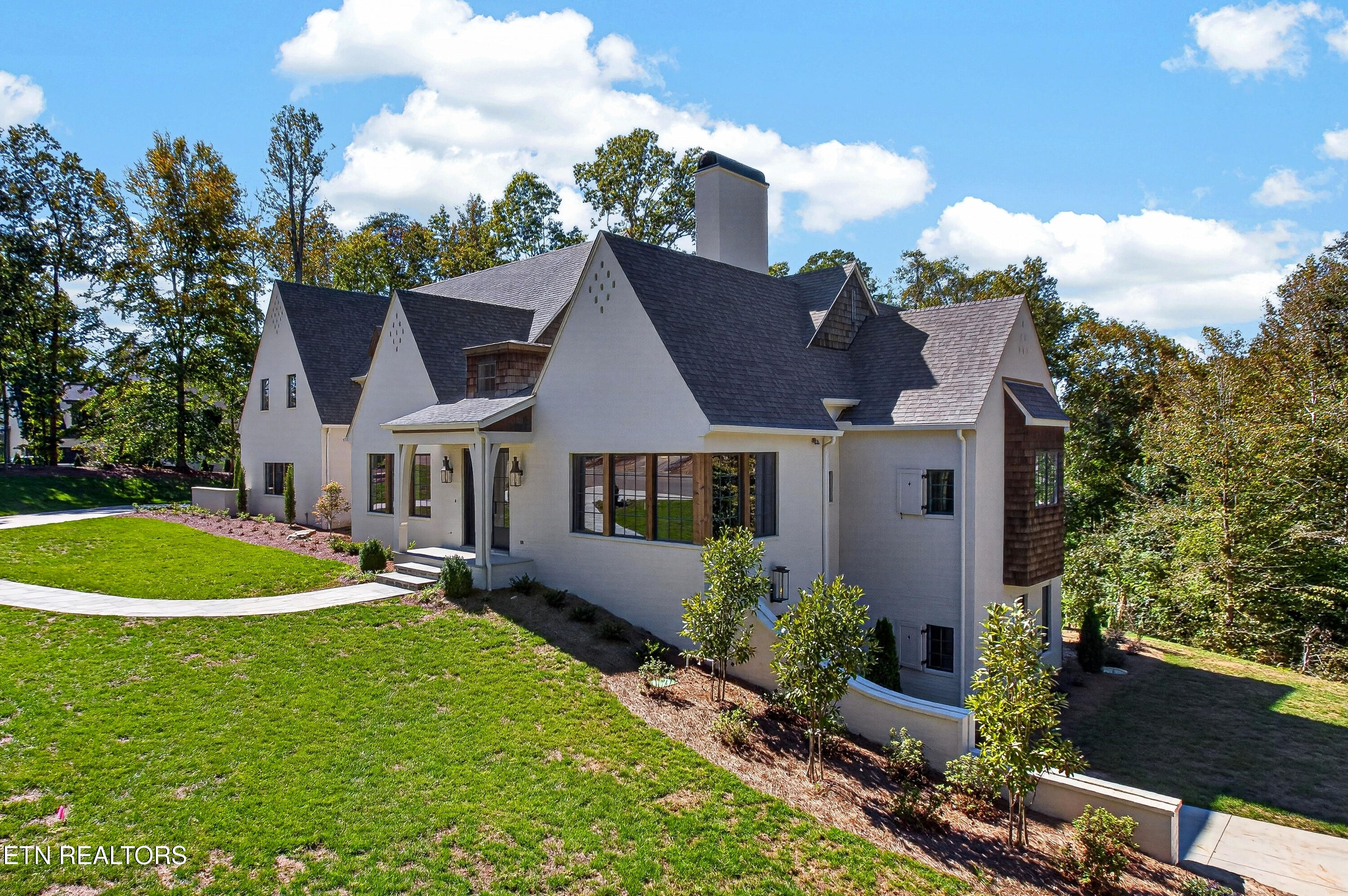 2437 Woodland Reserve Lane Knoxville TN 37919