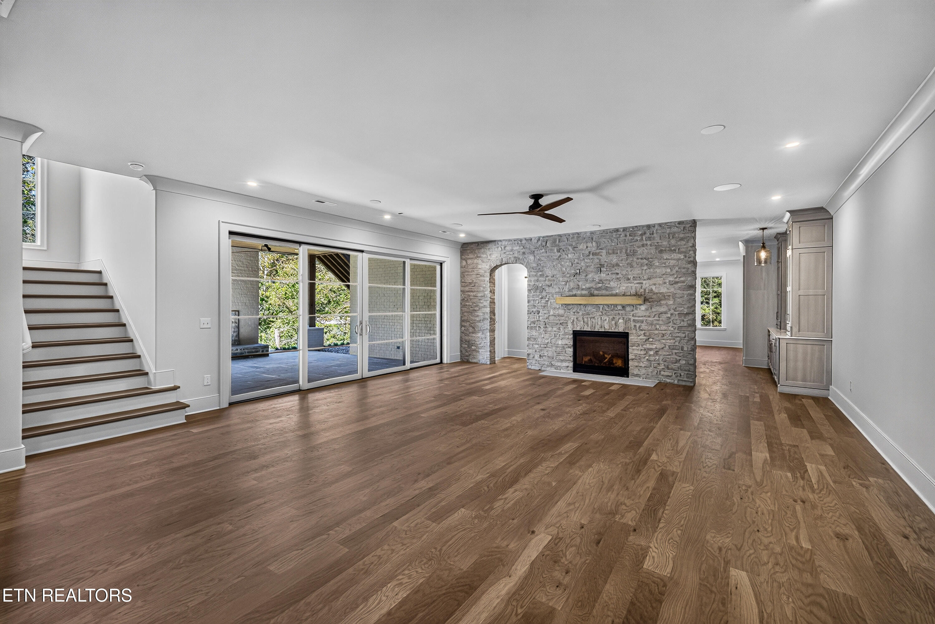 2437 Woodland Reserve Lane Knoxville TN 37919