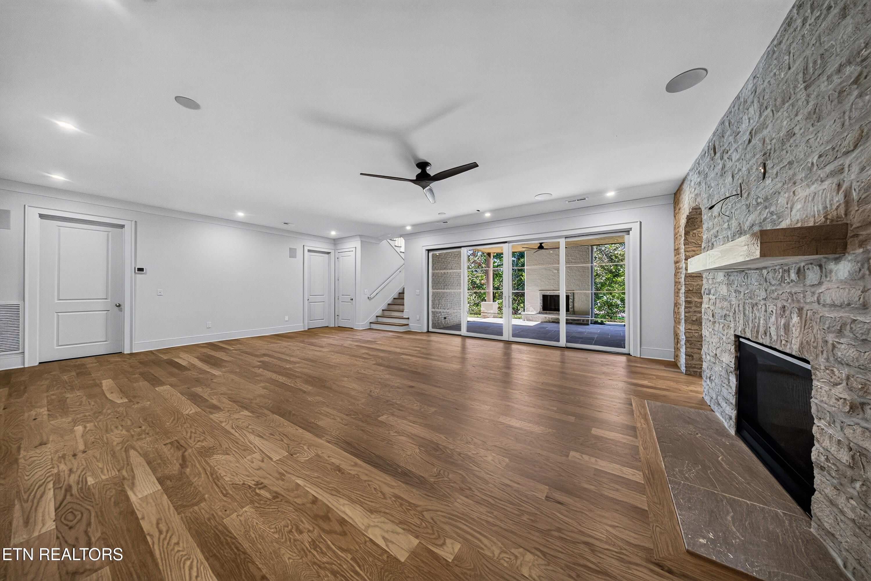 2437 Woodland Reserve Lane Knoxville TN 37919