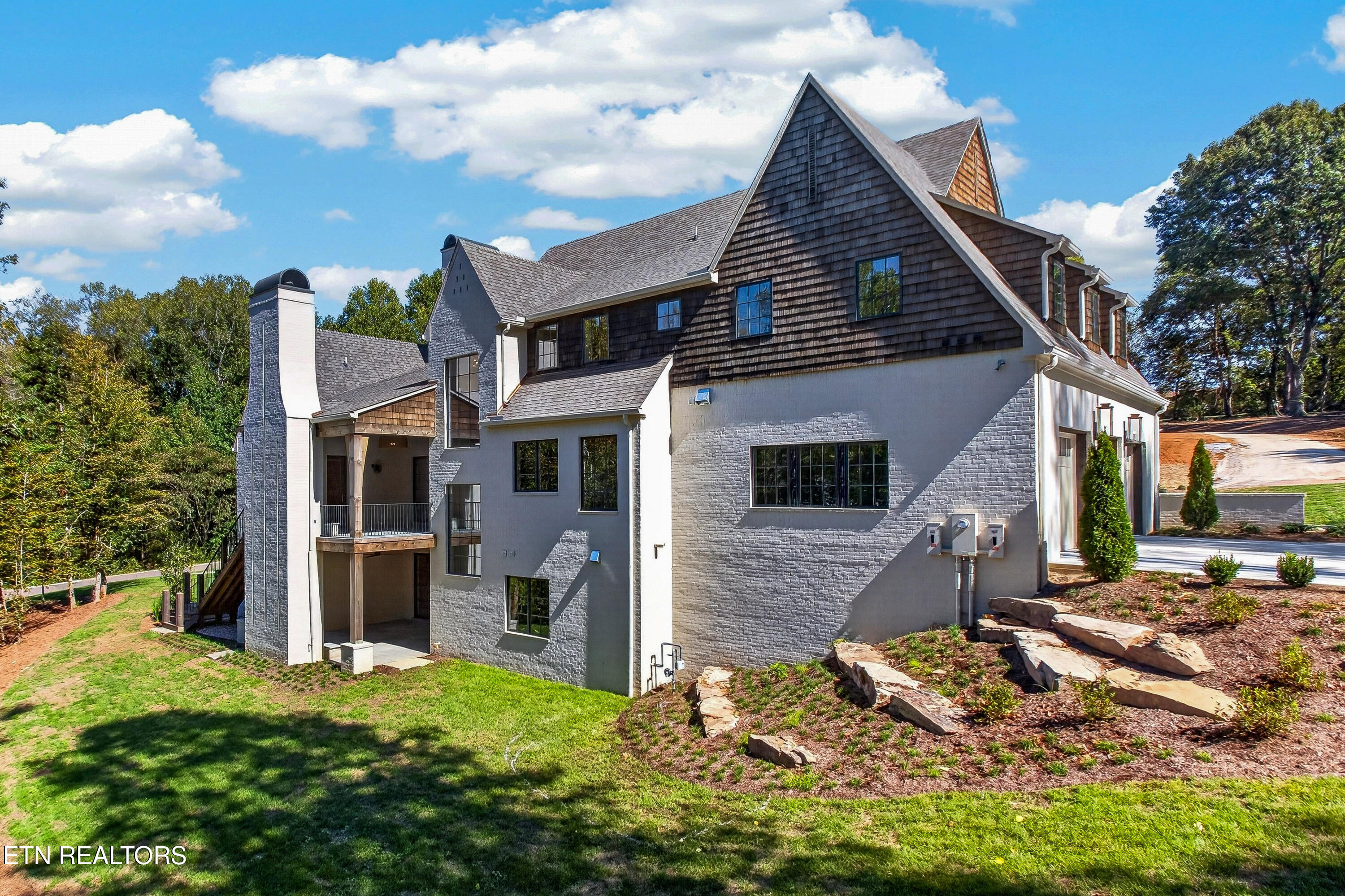 2437 Woodland Reserve Lane Knoxville TN 37919