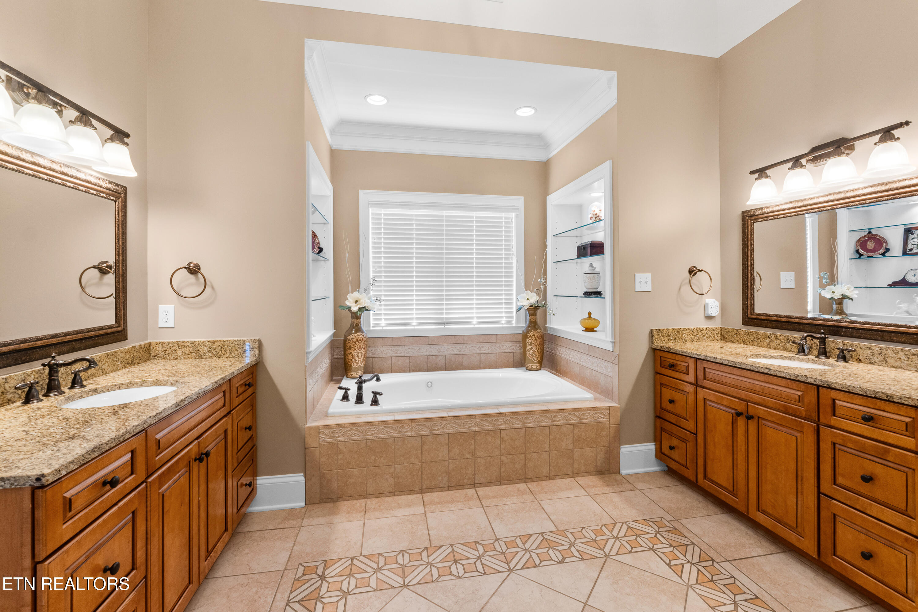 228 Spring Water Lane Knoxville TN 37934