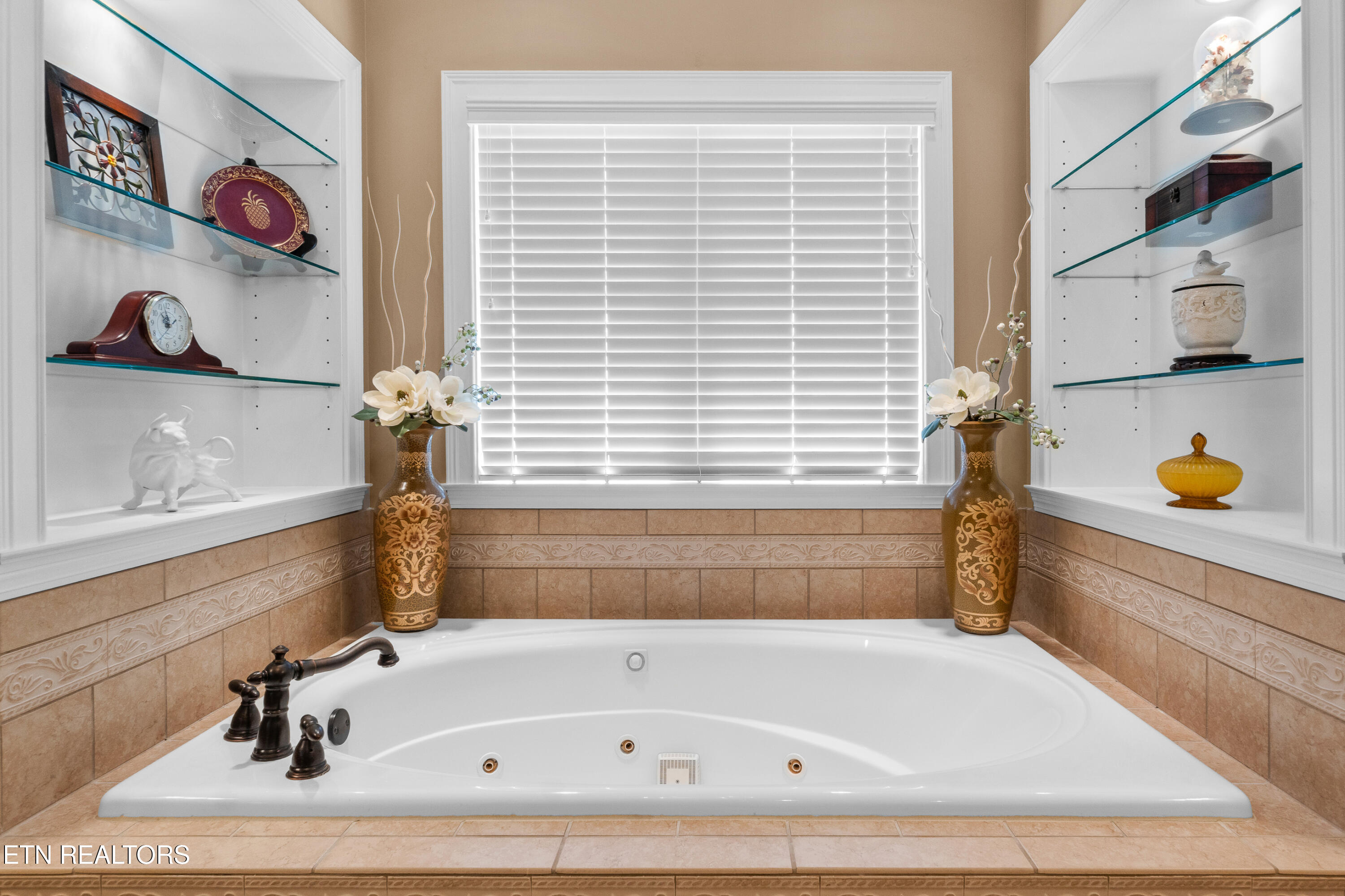 228 Spring Water Lane Knoxville TN 37934