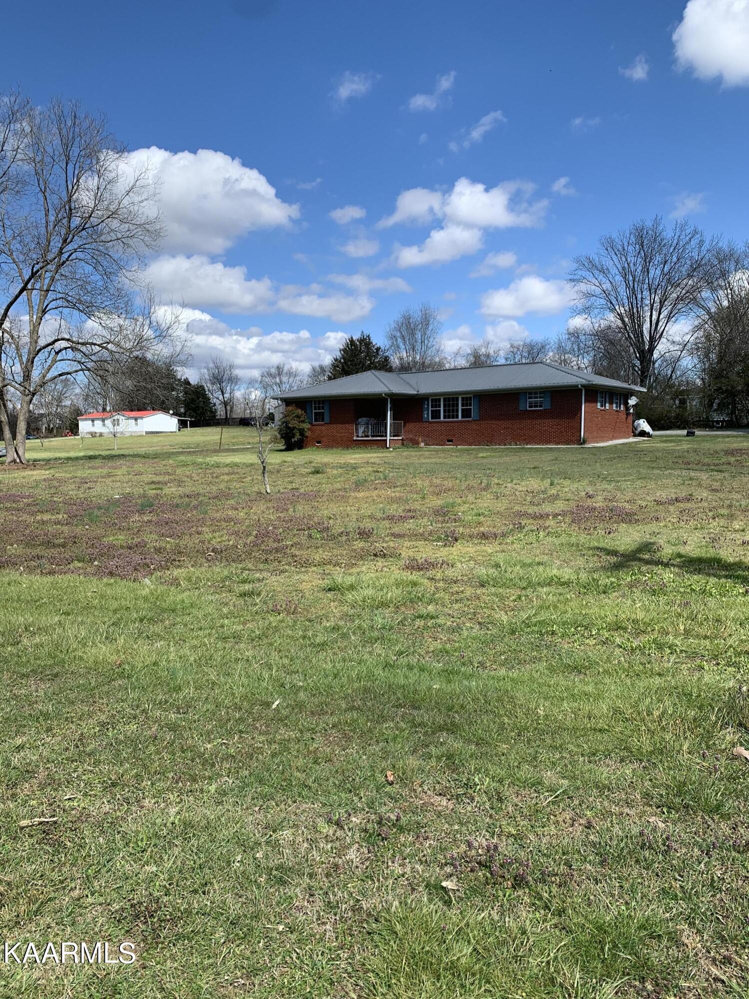 3406 Chockcherry Lane White Pine TN 37890