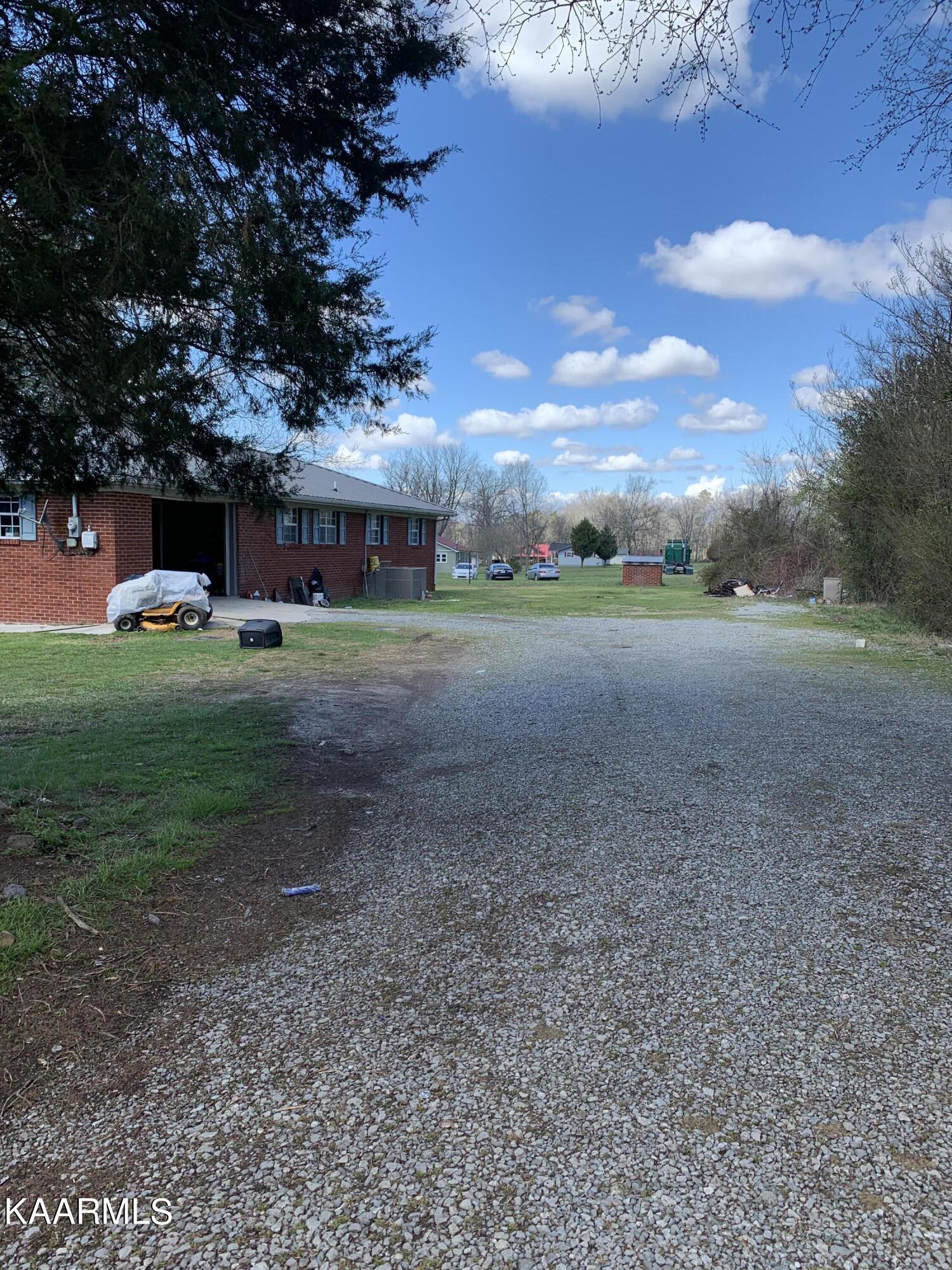 3406 Chockcherry Lane White Pine TN 37890