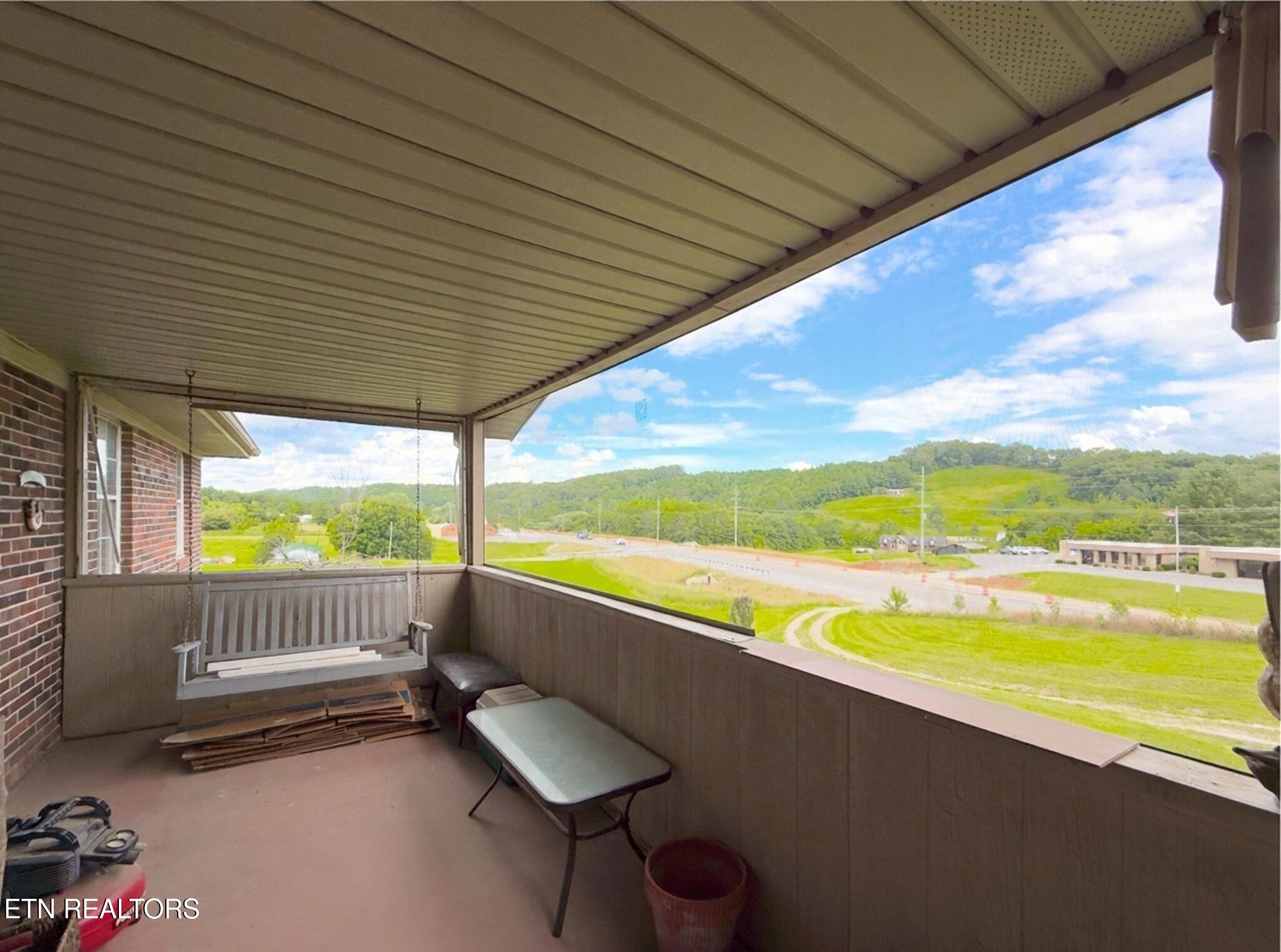 7686 Highway 63 Speedwell TN 37870