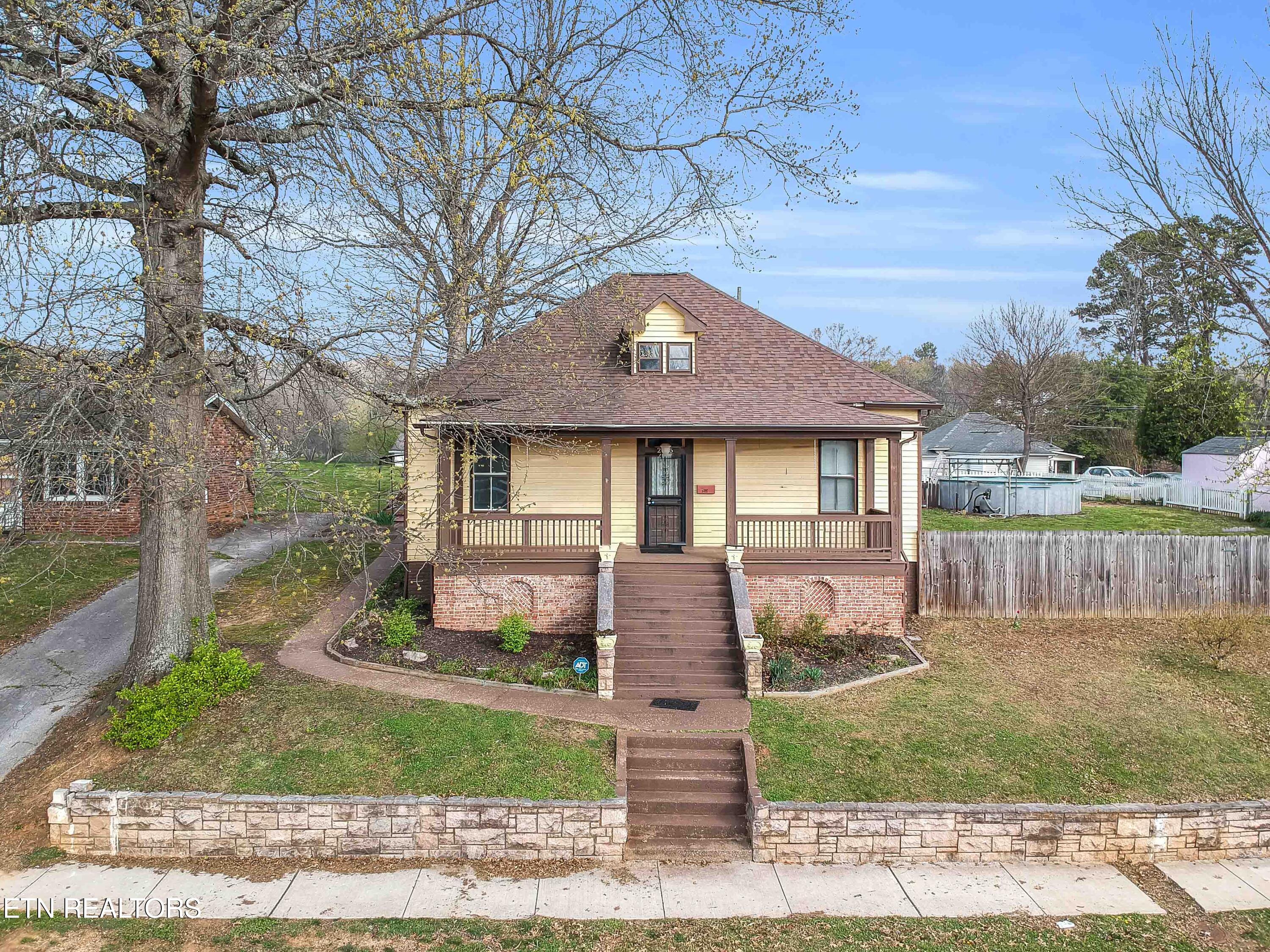 2415 Holbrook Drive Knoxville TN 37918