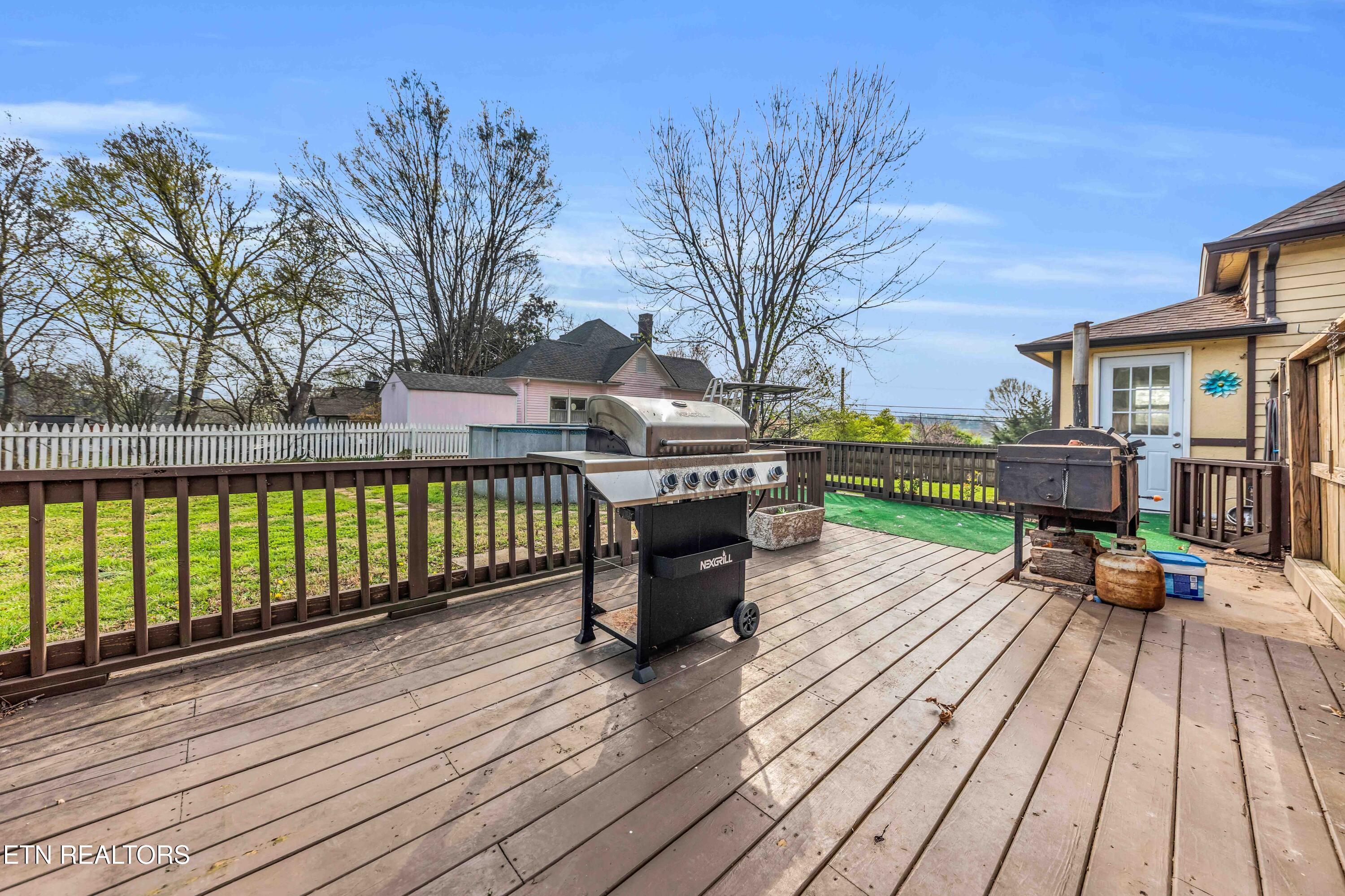 2415 Holbrook Drive Knoxville TN 37918
