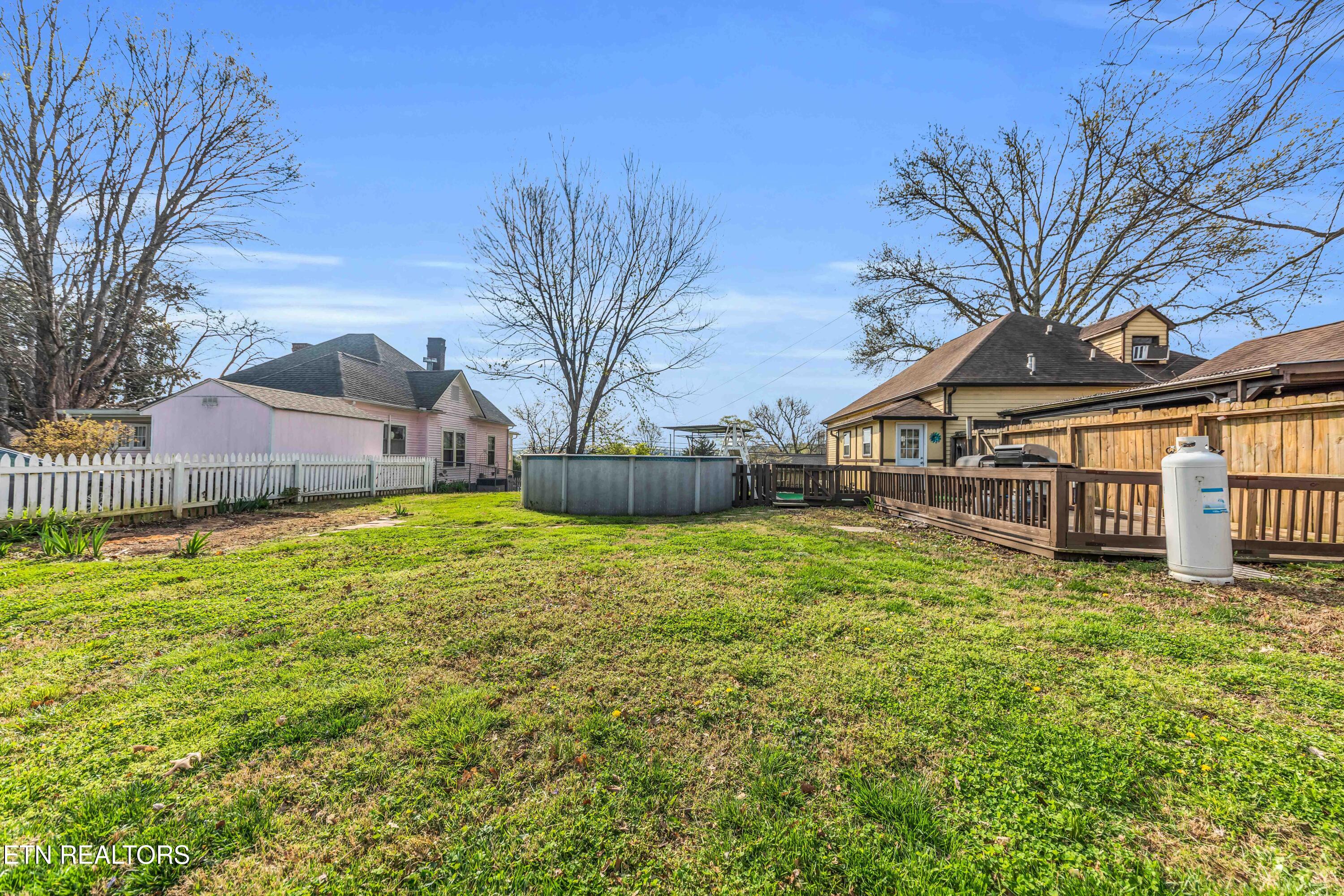 2415 Holbrook Drive Knoxville TN 37918