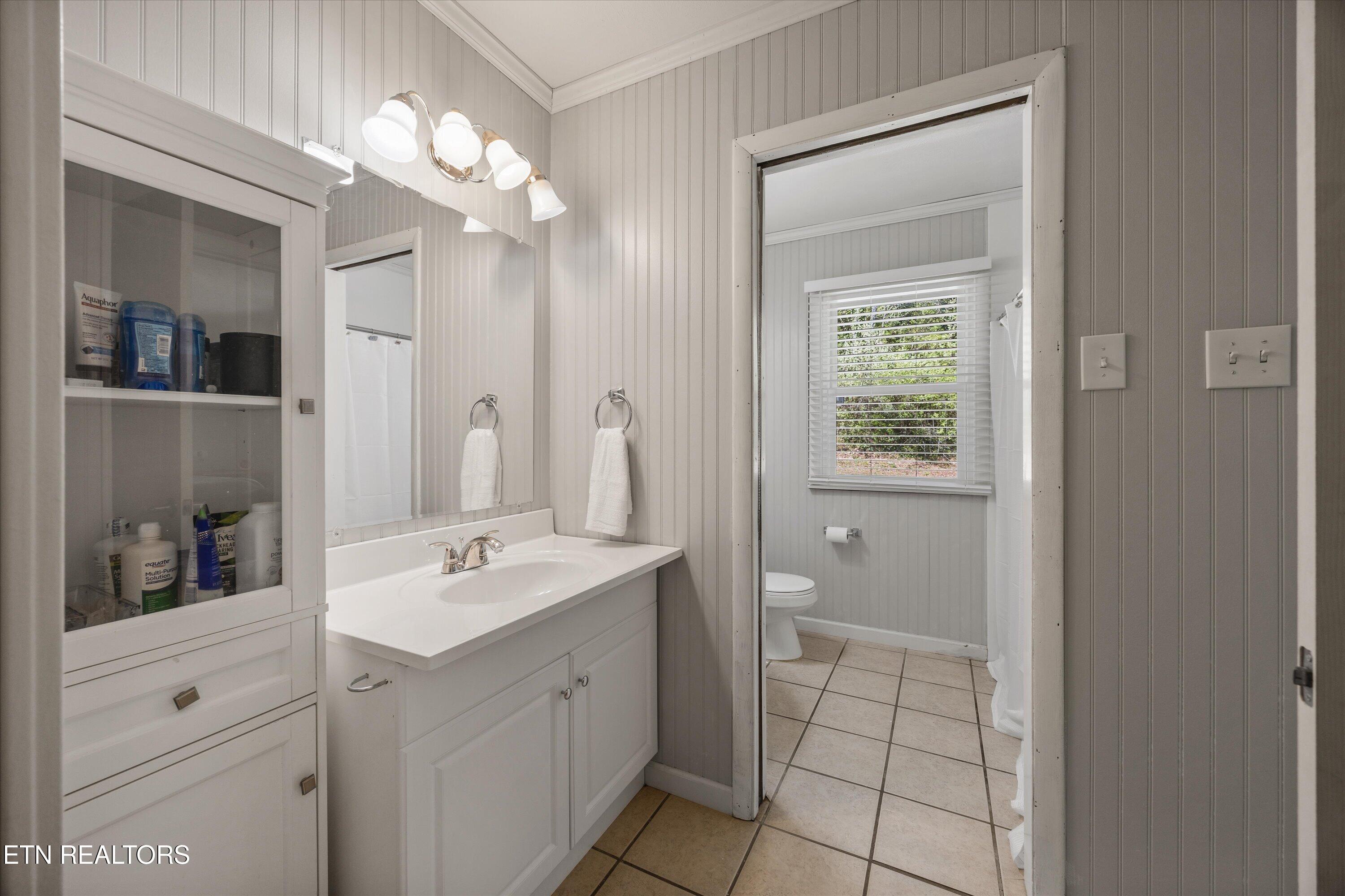 102 Canterbury Road Oak Ridge TN 37830
