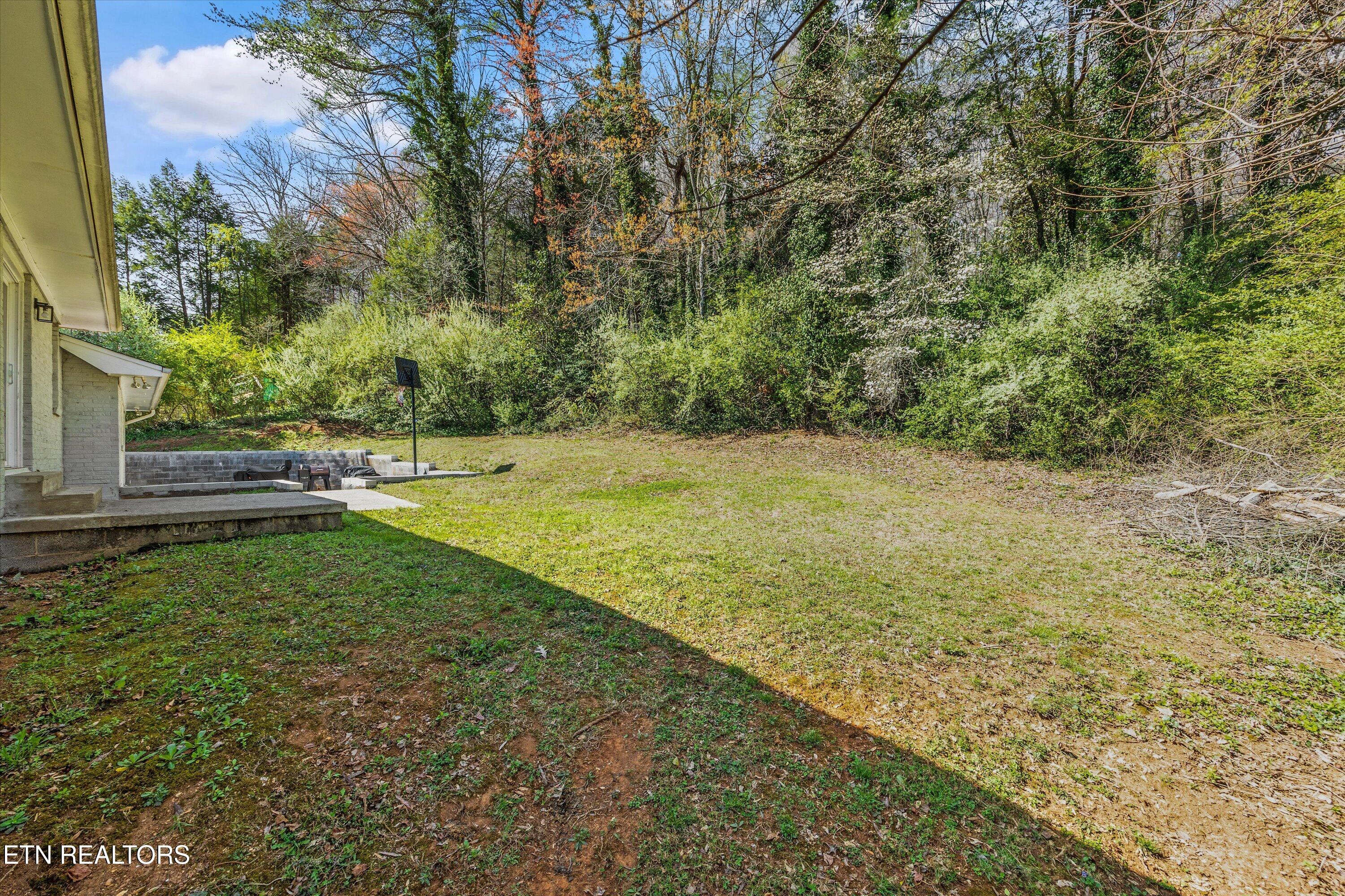 102 Canterbury Road Oak Ridge TN 37830