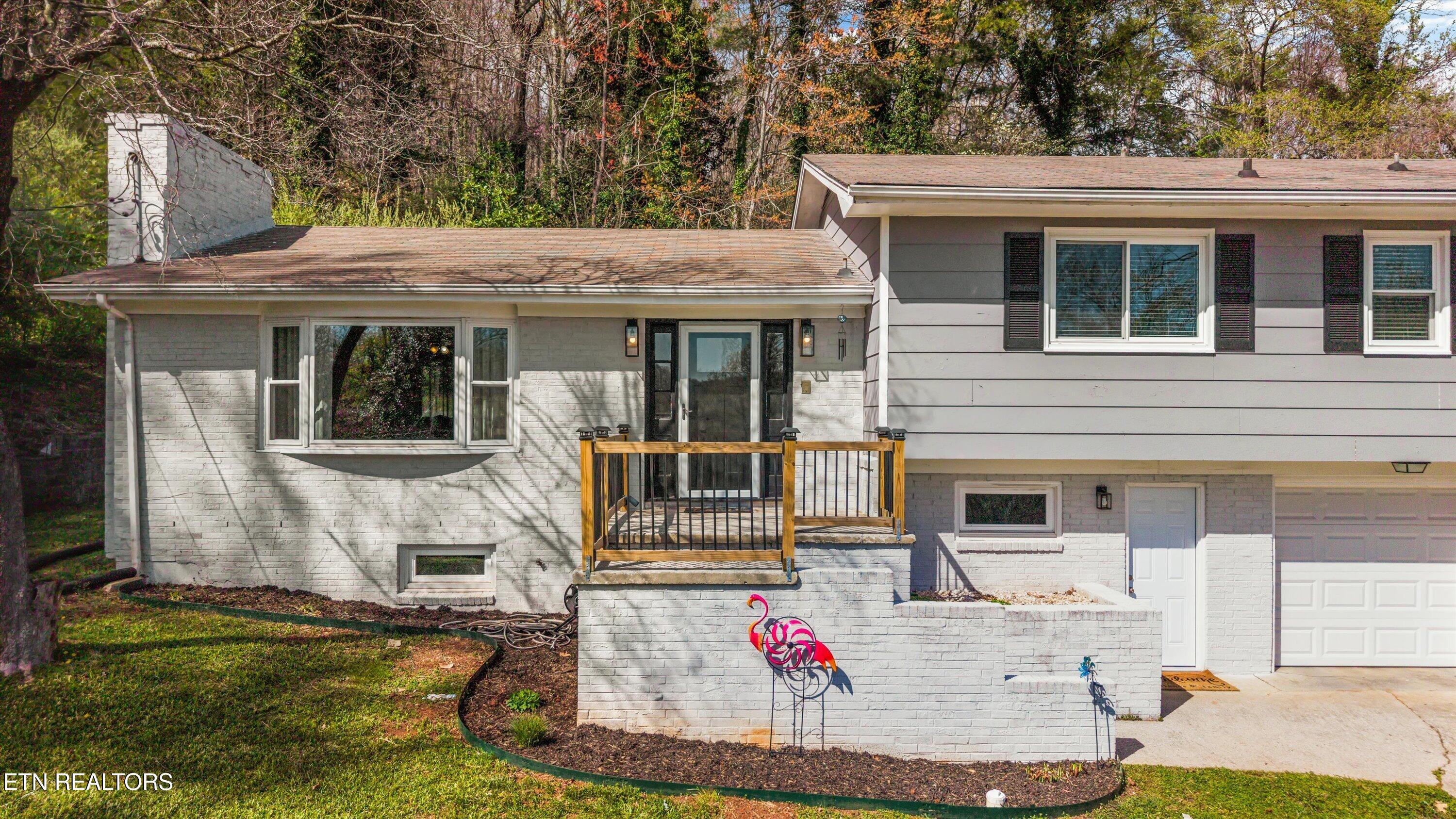 102 Canterbury Road Oak Ridge TN 37830