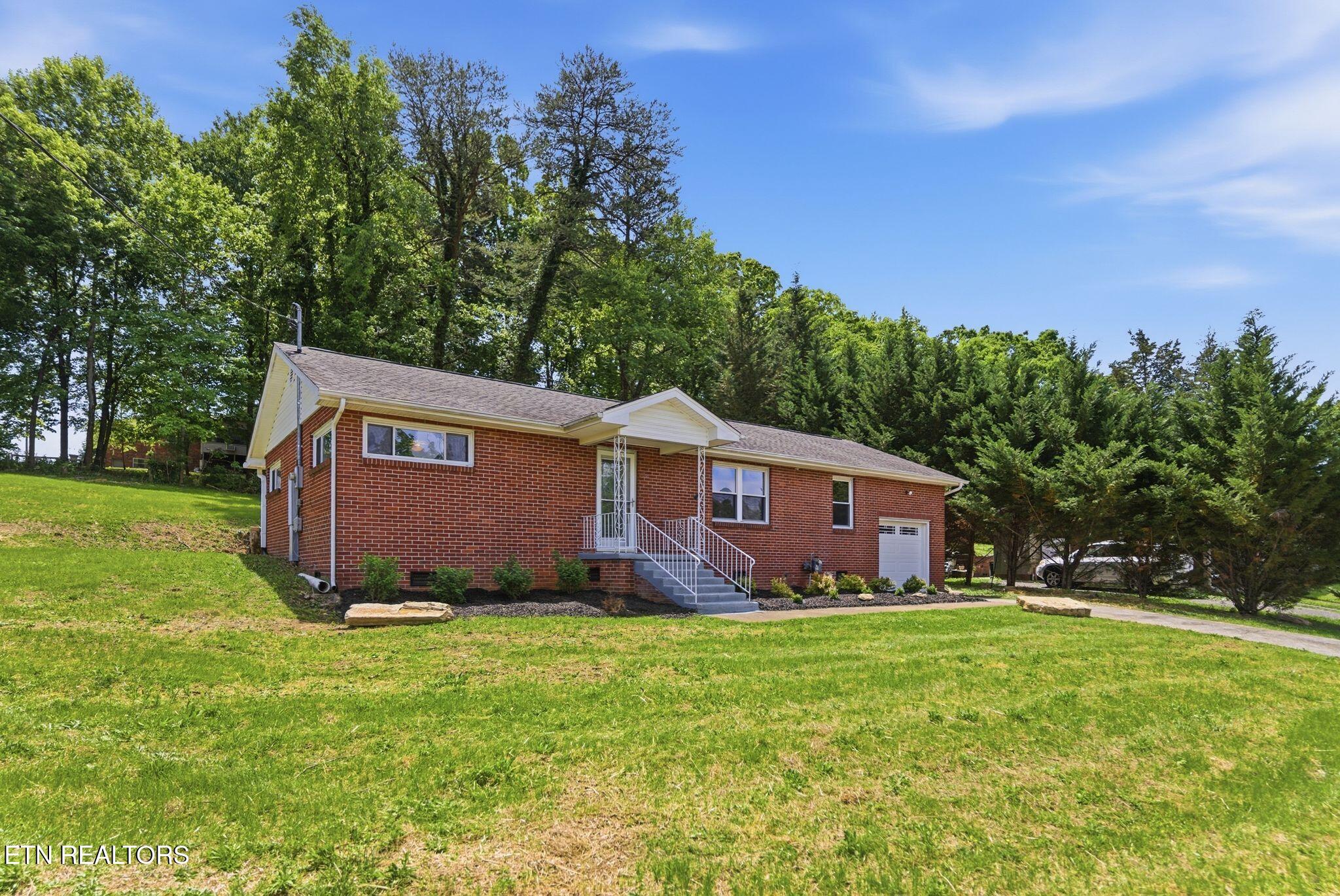 1414 Maple Drive Knoxville TN 37918