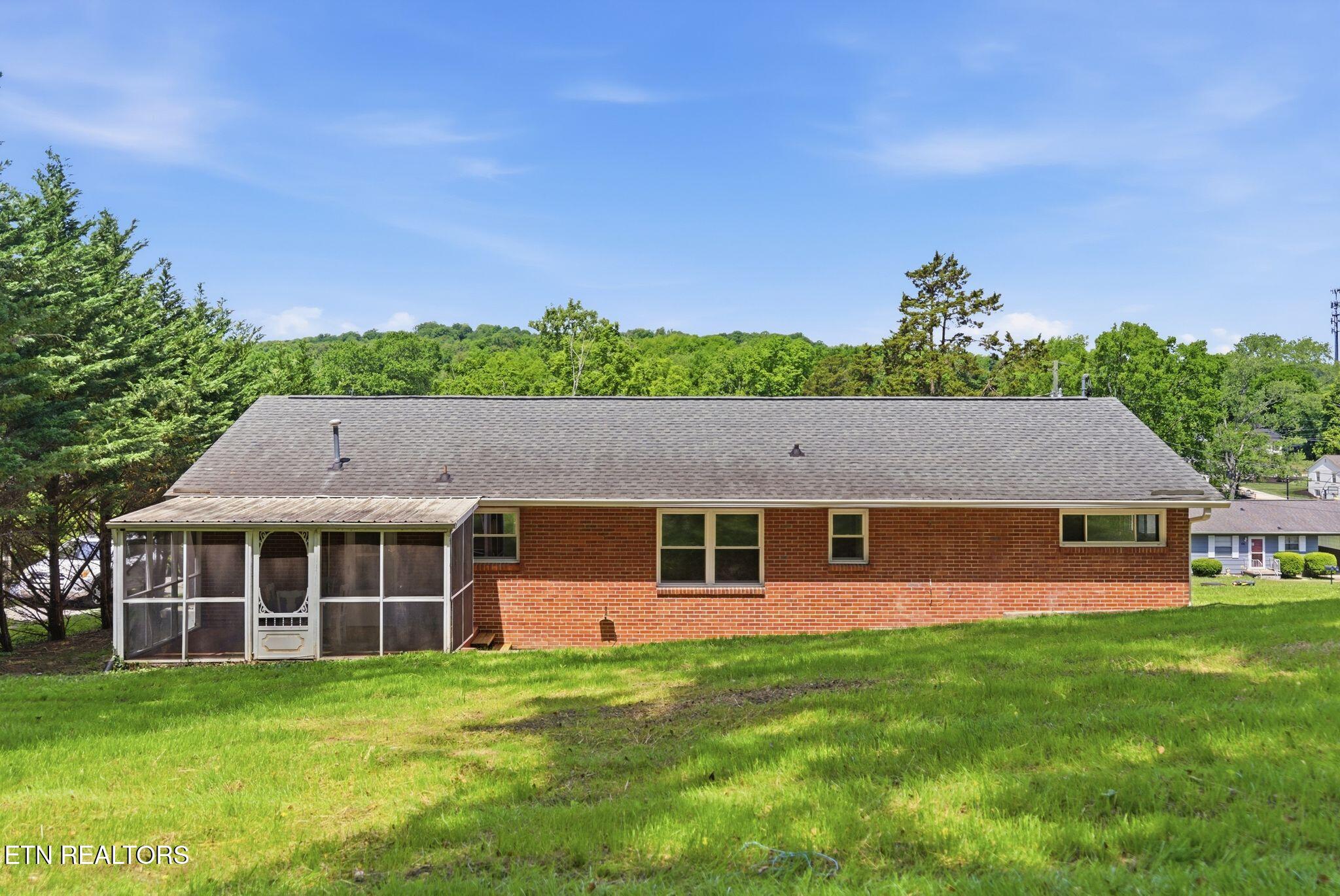 1414 Maple Drive Knoxville TN 37918