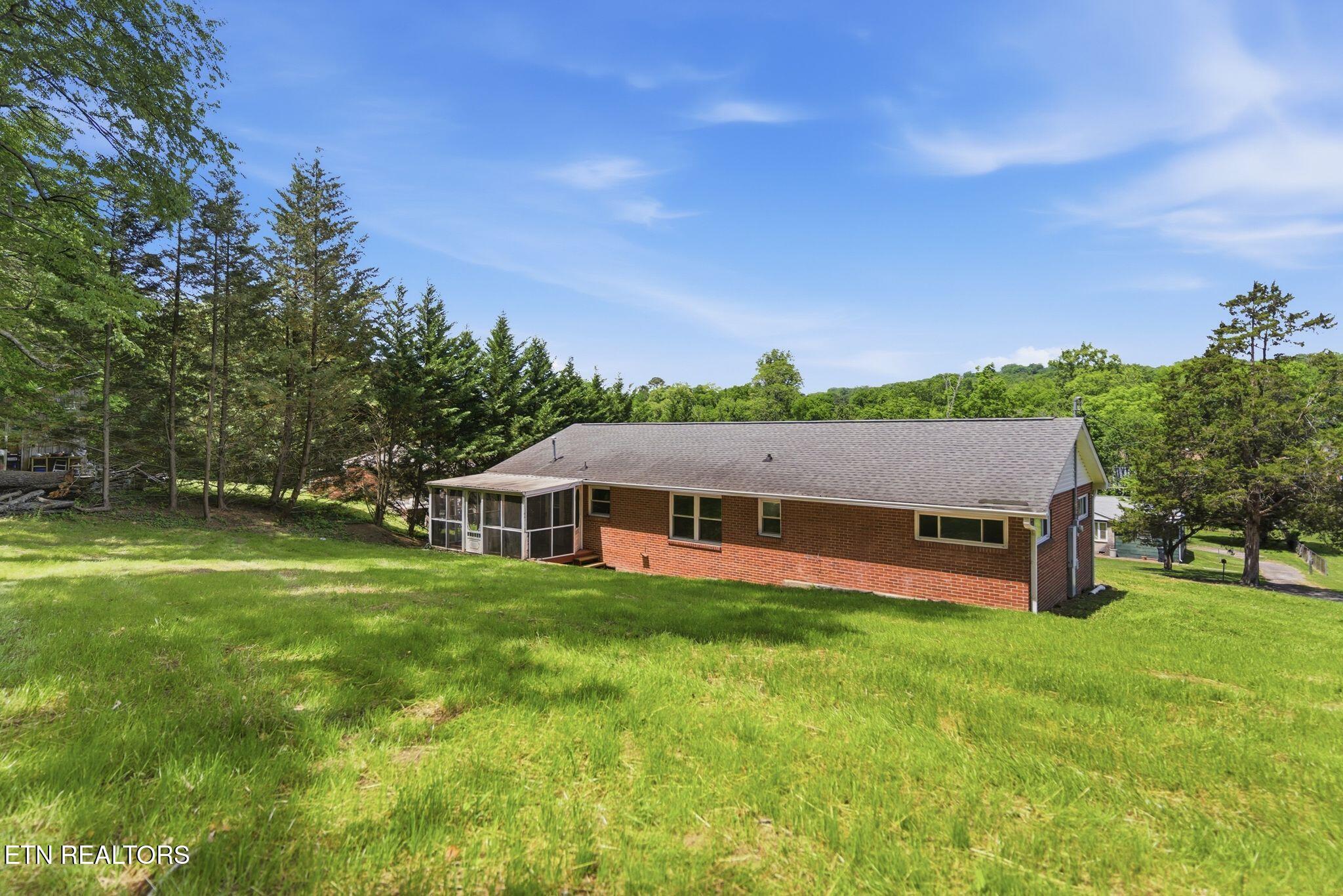 1414 Maple Drive Knoxville TN 37918