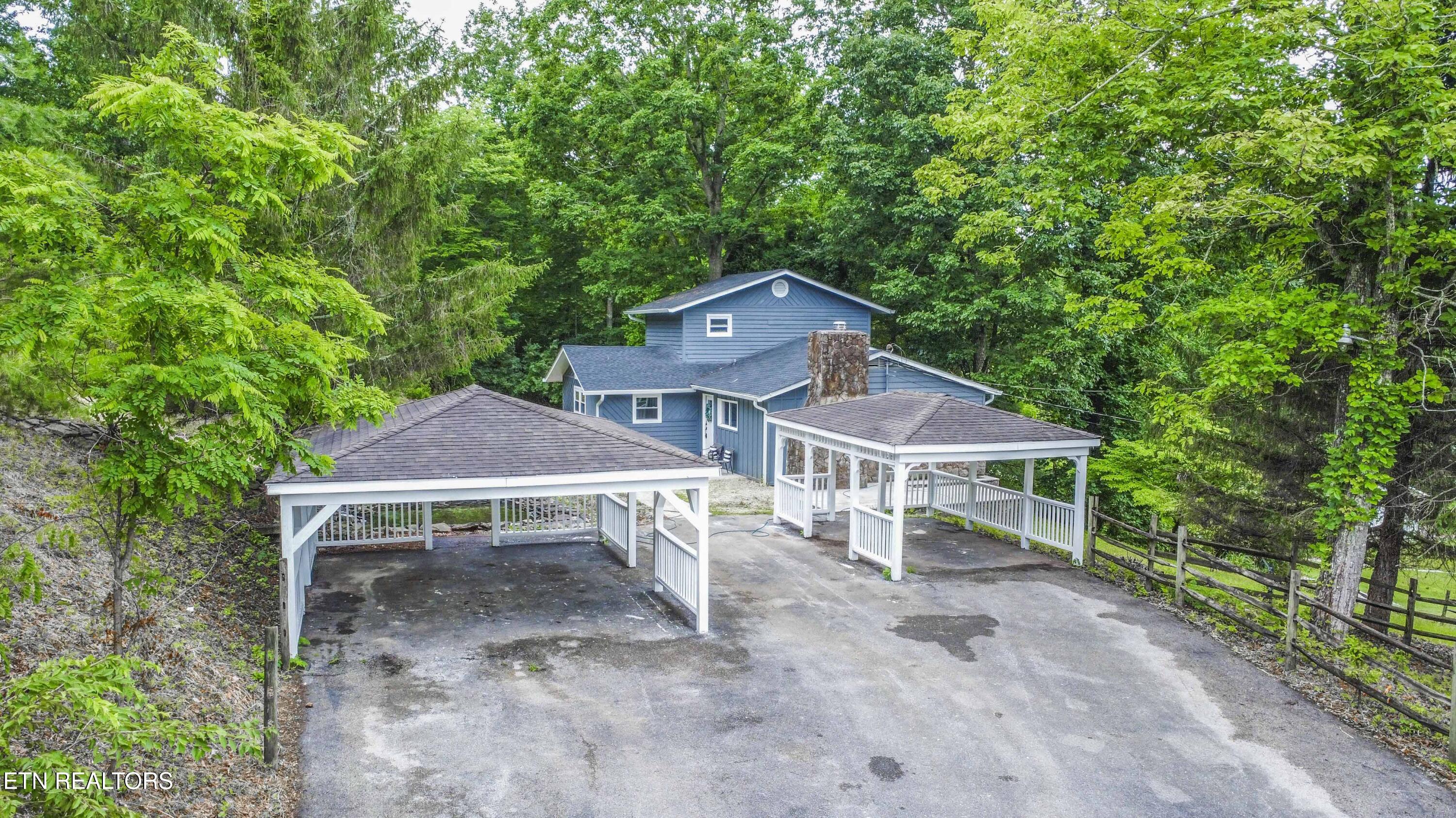 285 Vanover Lane Jacksboro TN 37757