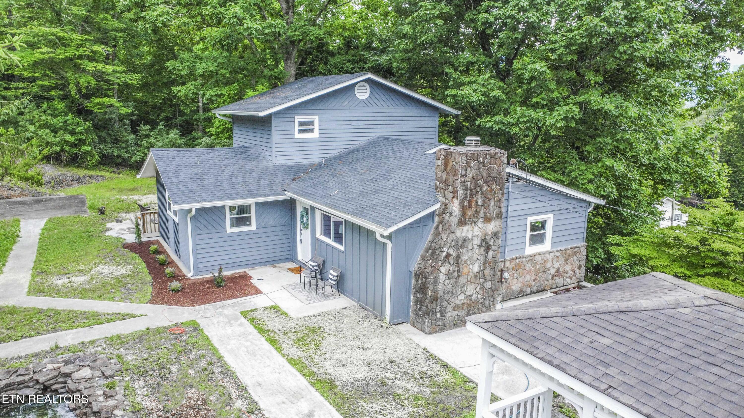 285 Vanover Lane Jacksboro TN 37757