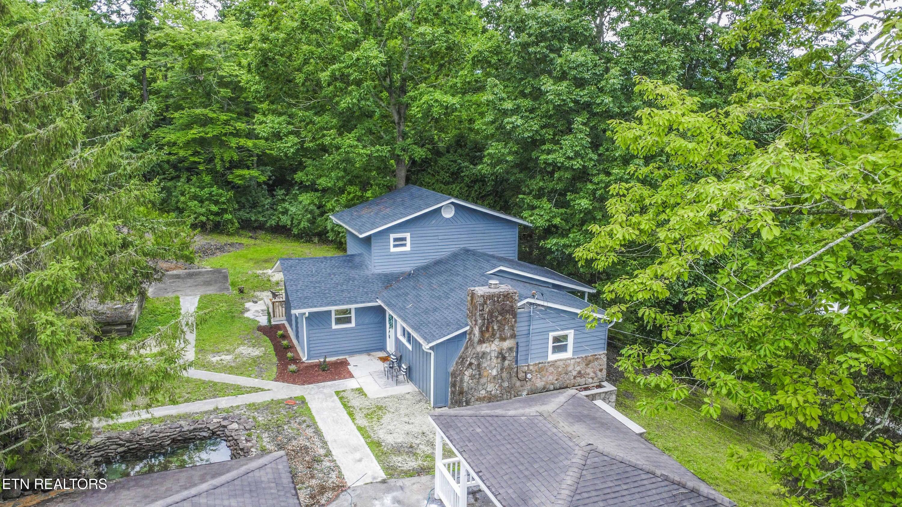 285 Vanover Lane Jacksboro TN 37757