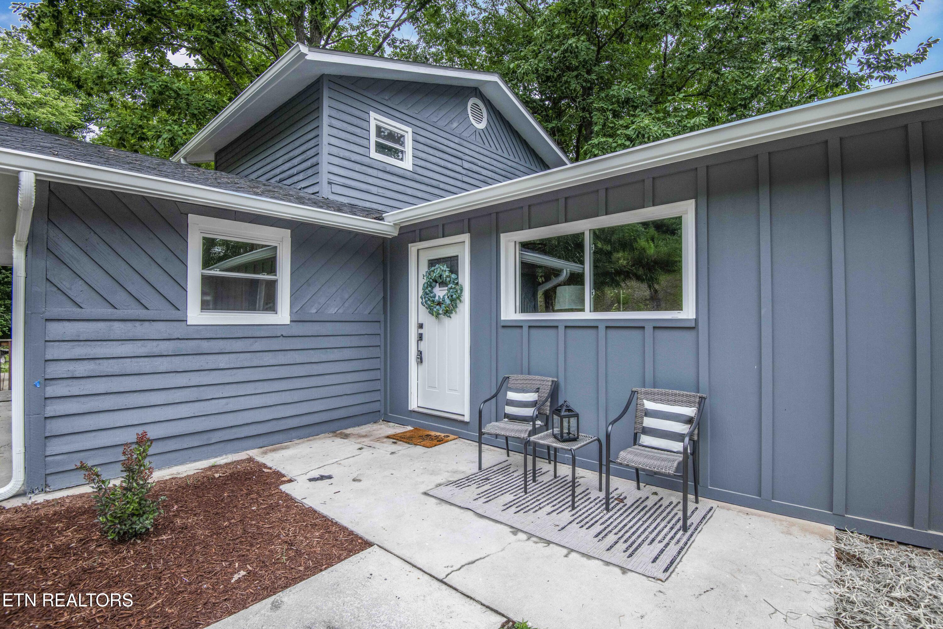 285 Vanover Lane Jacksboro TN 37757