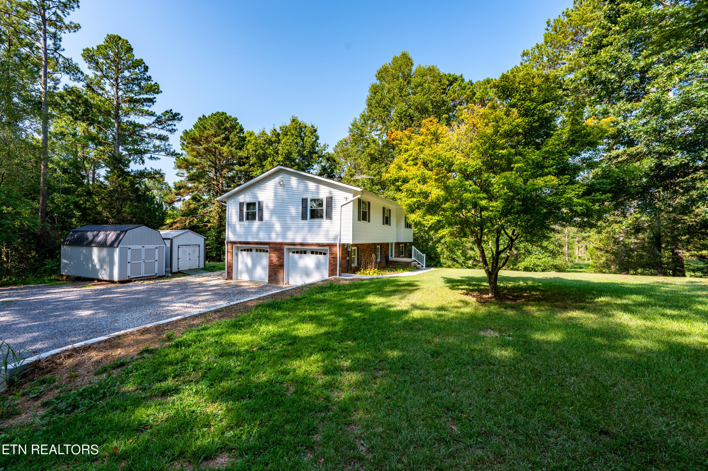 179 Smith Road Clinton TN 37716