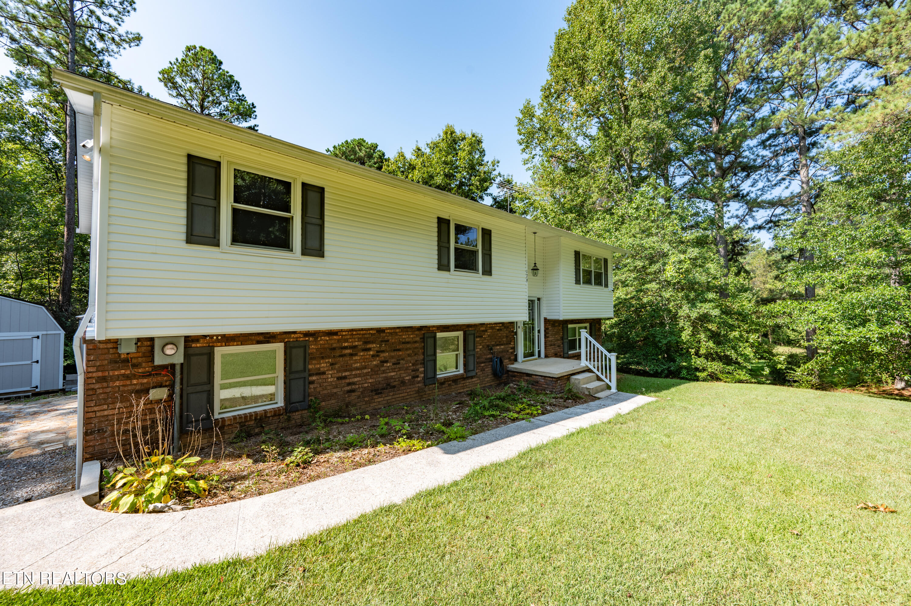 179 Smith Road Clinton TN 37716