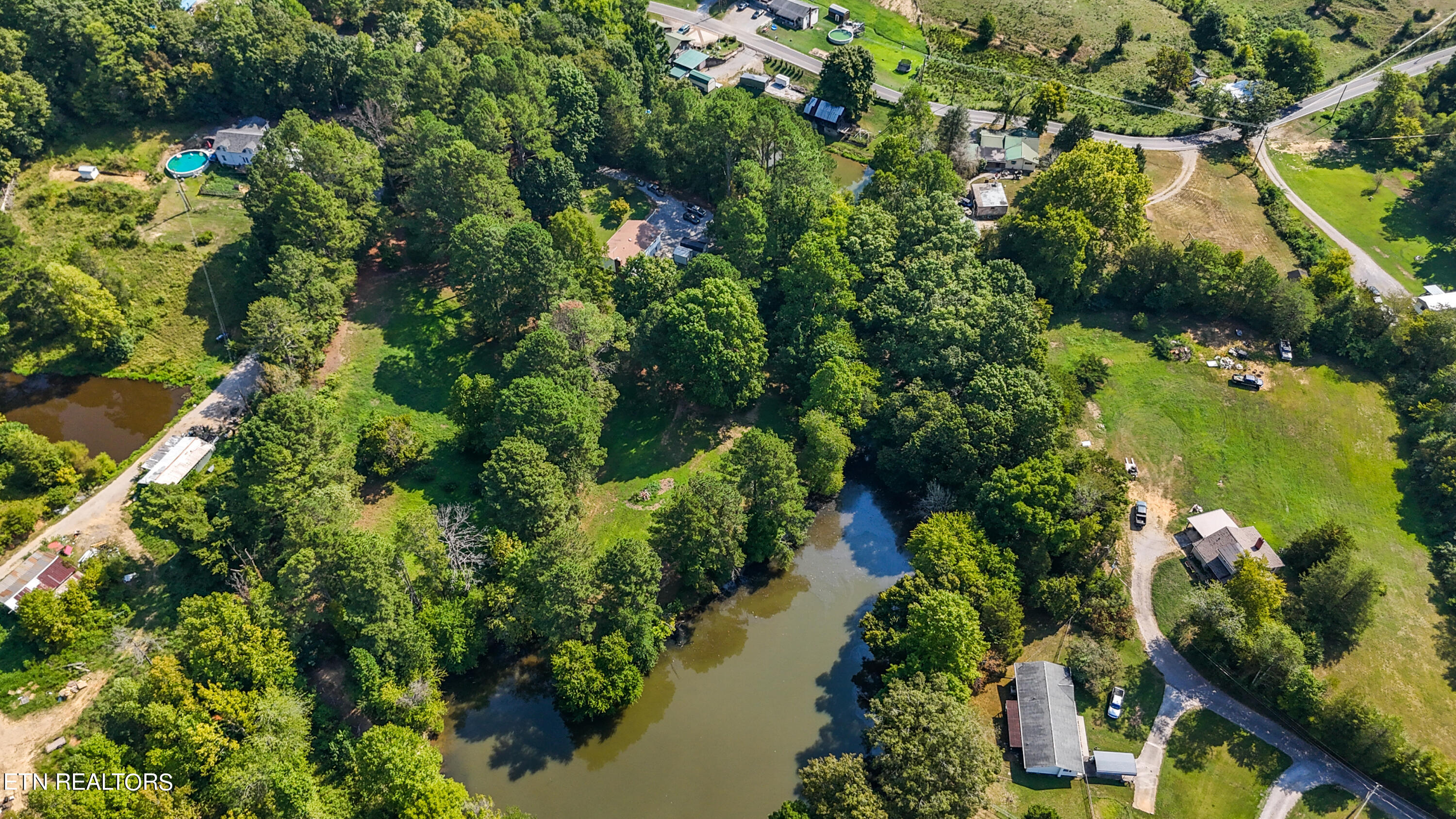 179 Smith Road Clinton TN 37716