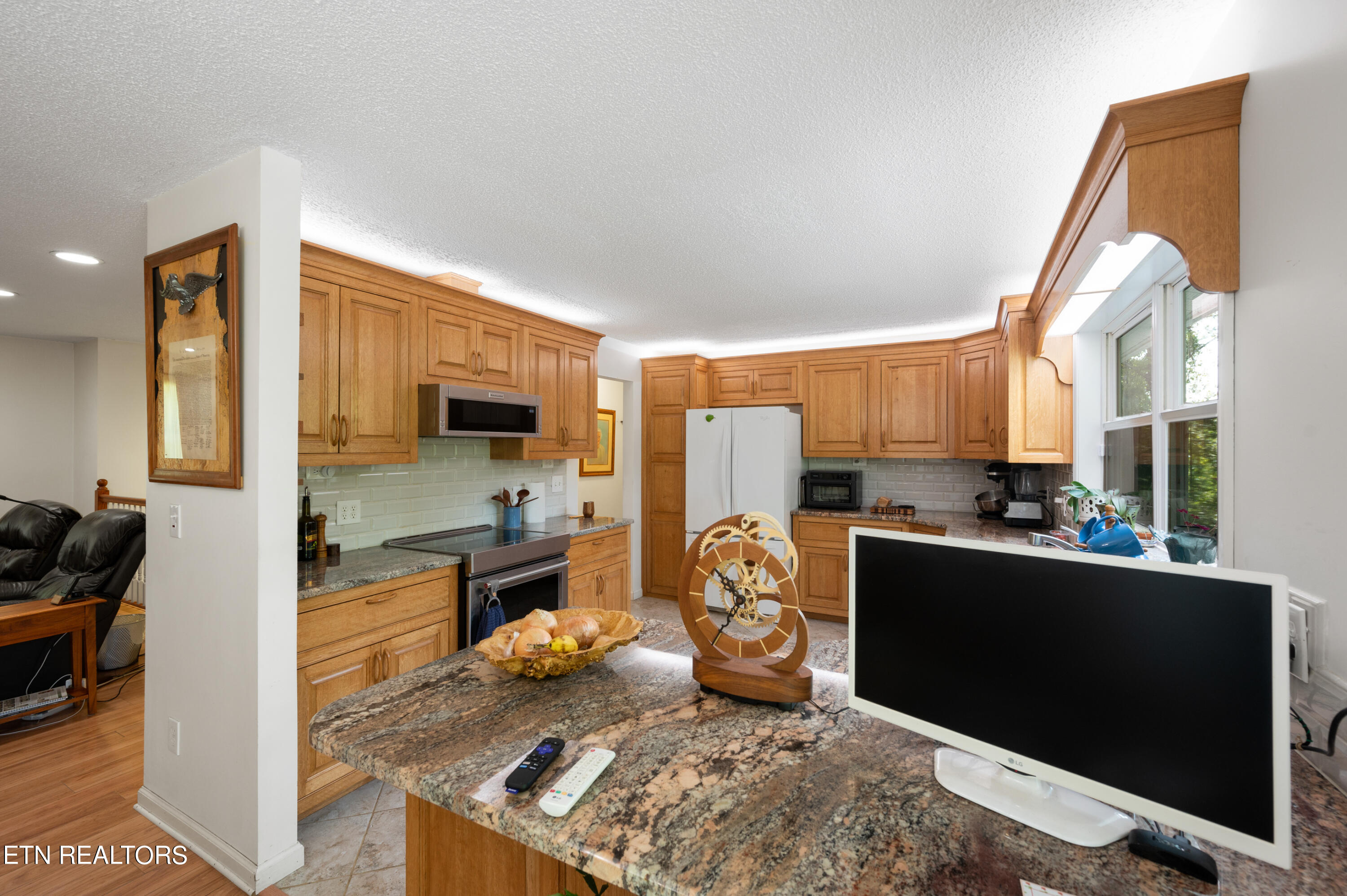 179 Smith Road Clinton TN 37716