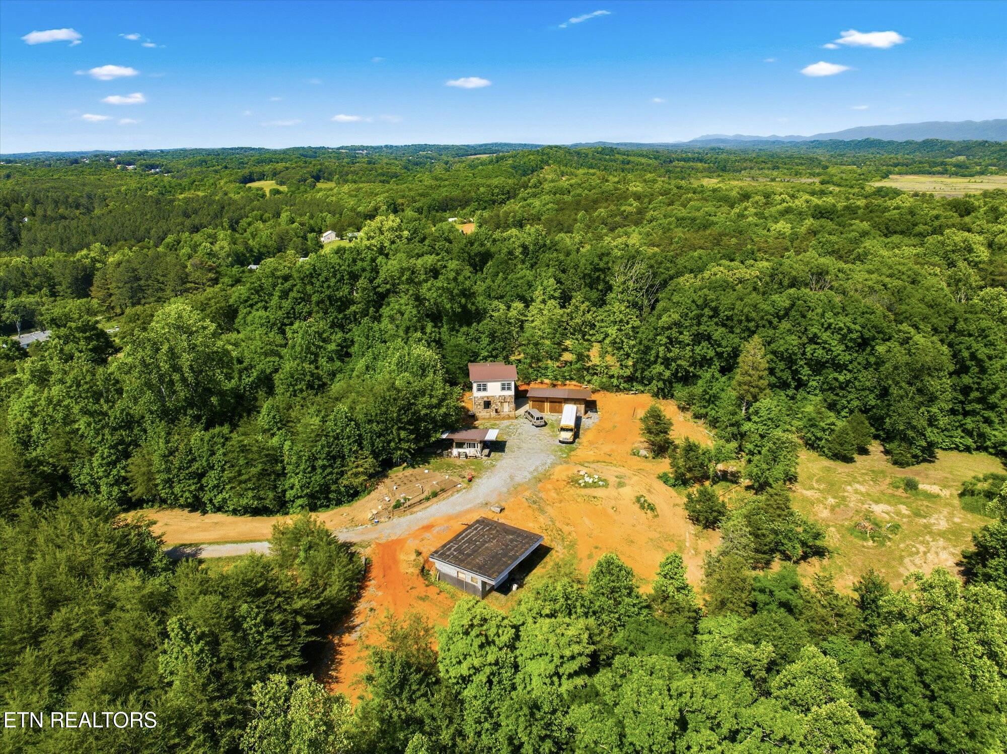 7142 Tomotley Road Maryville TN 37801