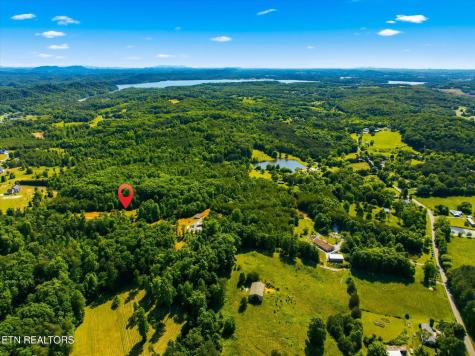 7142 Tomotley Road Maryville TN 37801