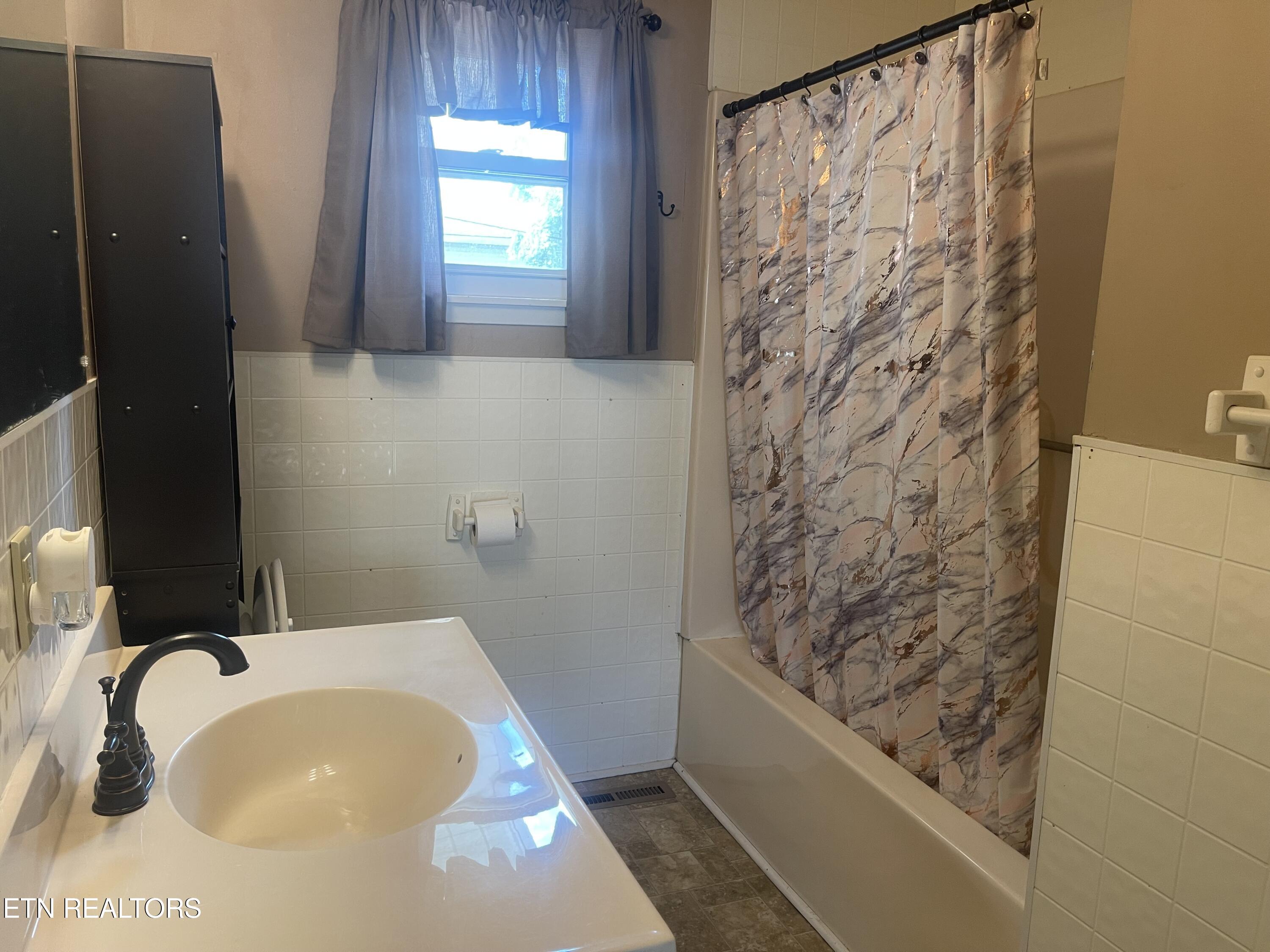 501 Boone Drive Harrogate TN 37752