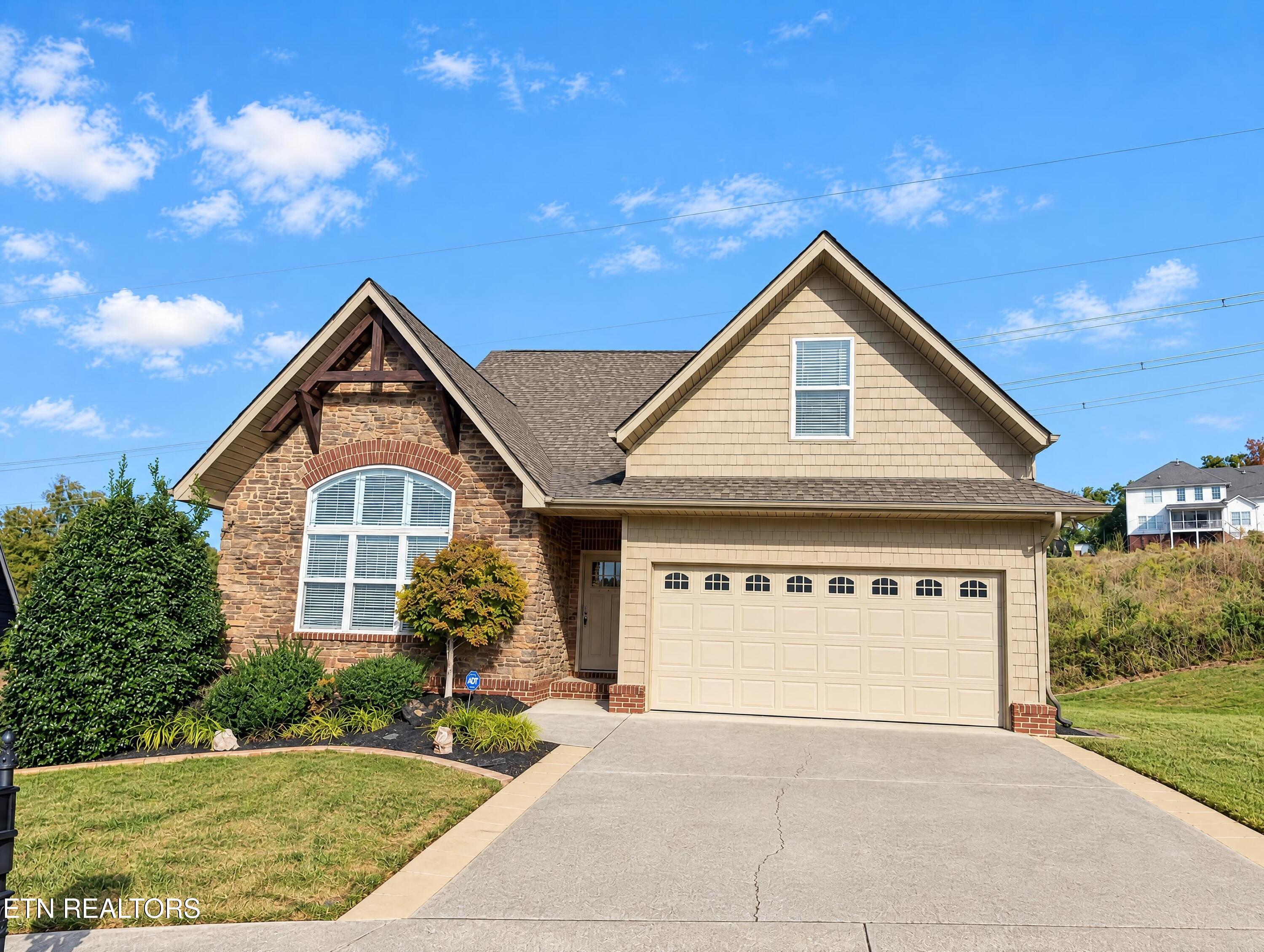 8337 Shoregate Lane Knoxville TN 37938