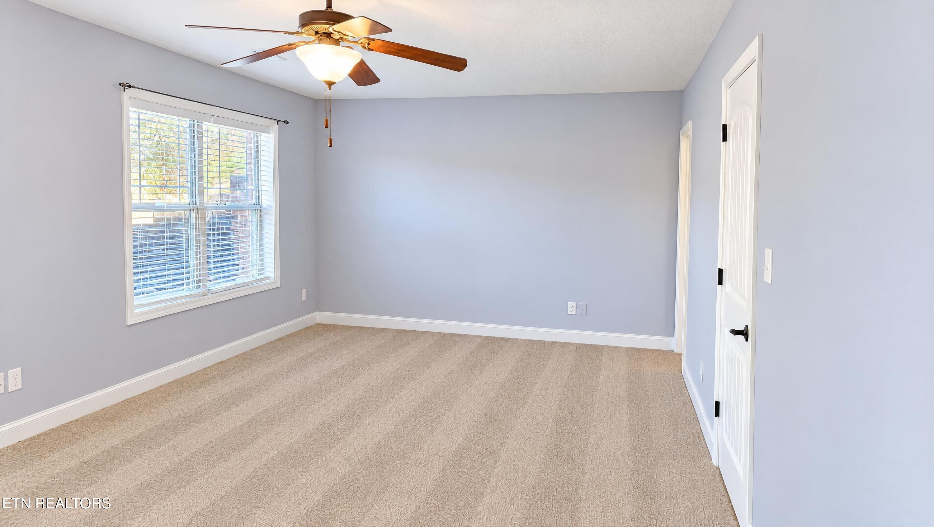 8337 Shoregate Lane Knoxville TN 37938