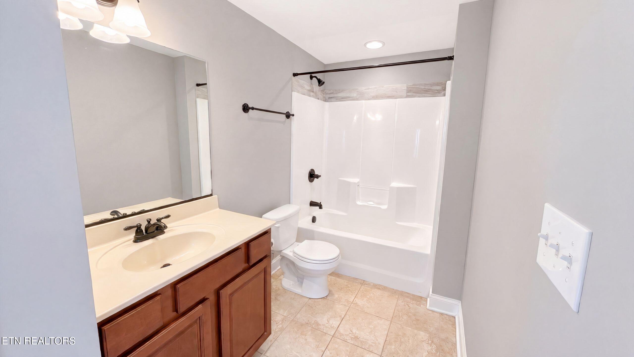 8337 Shoregate Lane Knoxville TN 37938