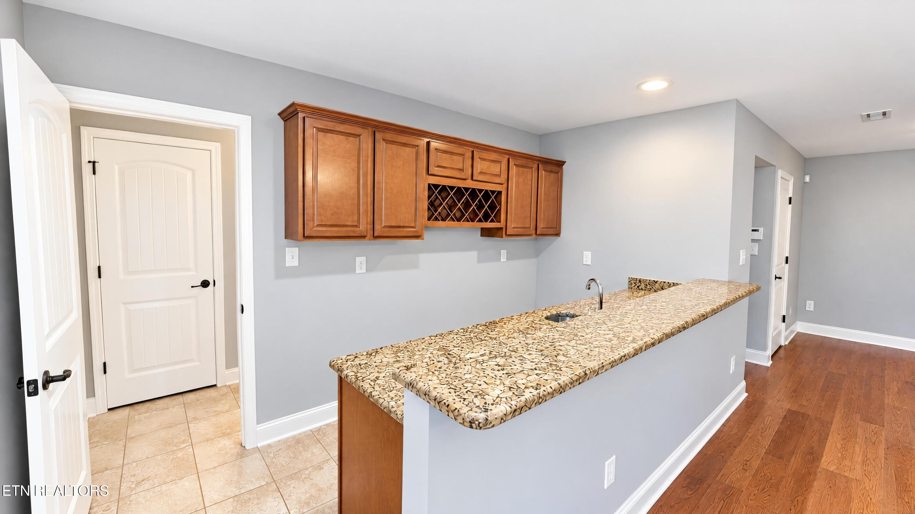 8337 Shoregate Lane Knoxville TN 37938