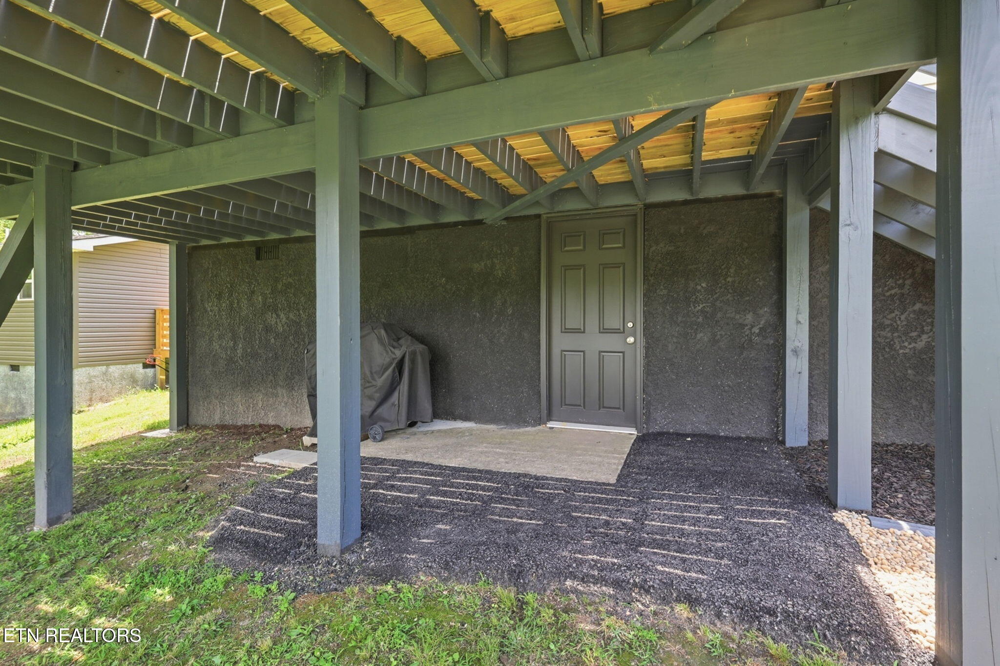 412 W Hemlock Street Lafollette TN 37766