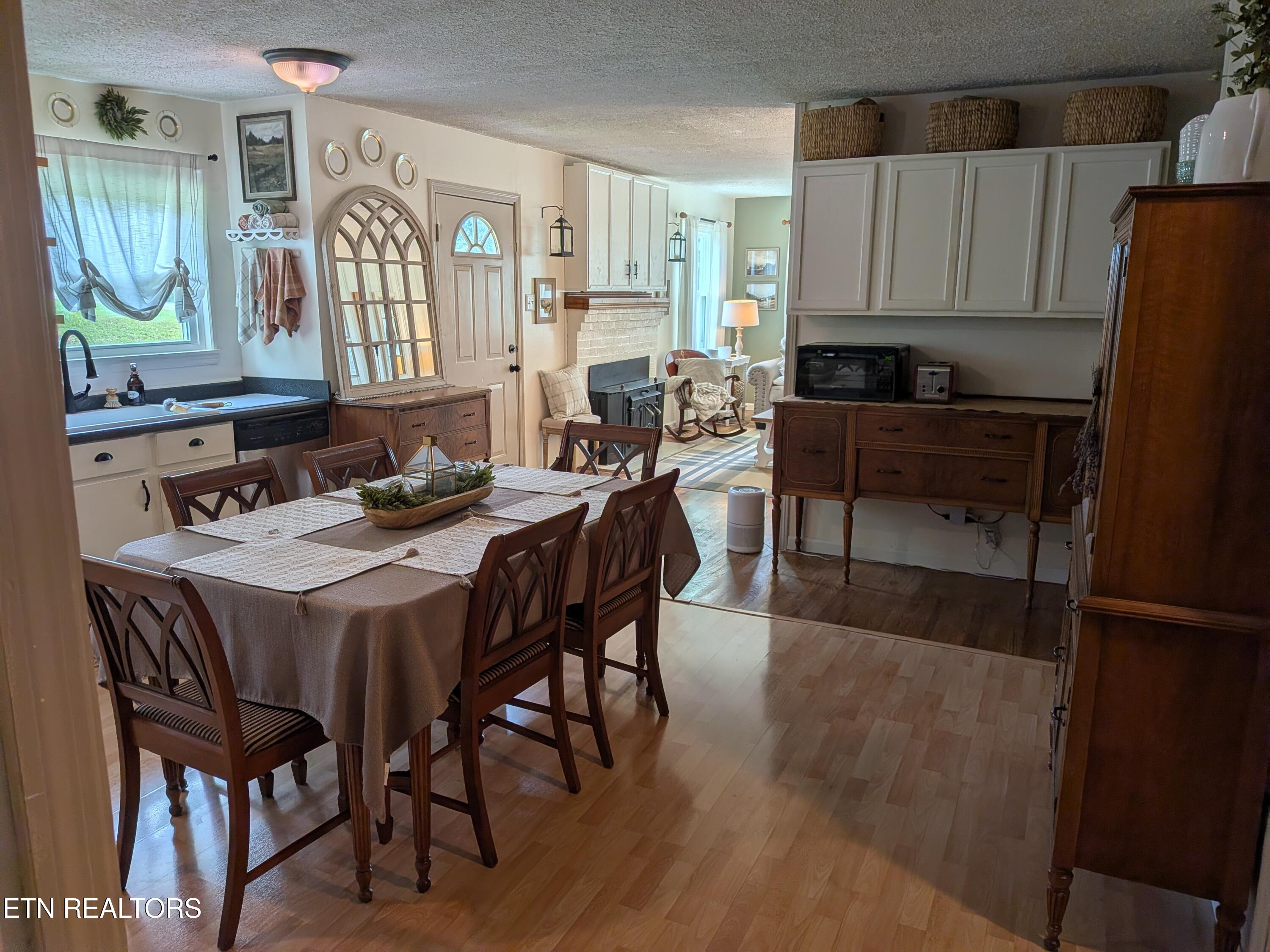 8135 Harmon Road Powell TN 37849